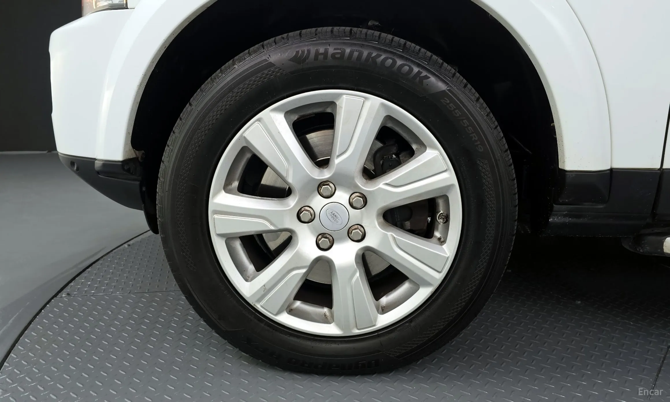Land Rover Discovery 4 превью 5