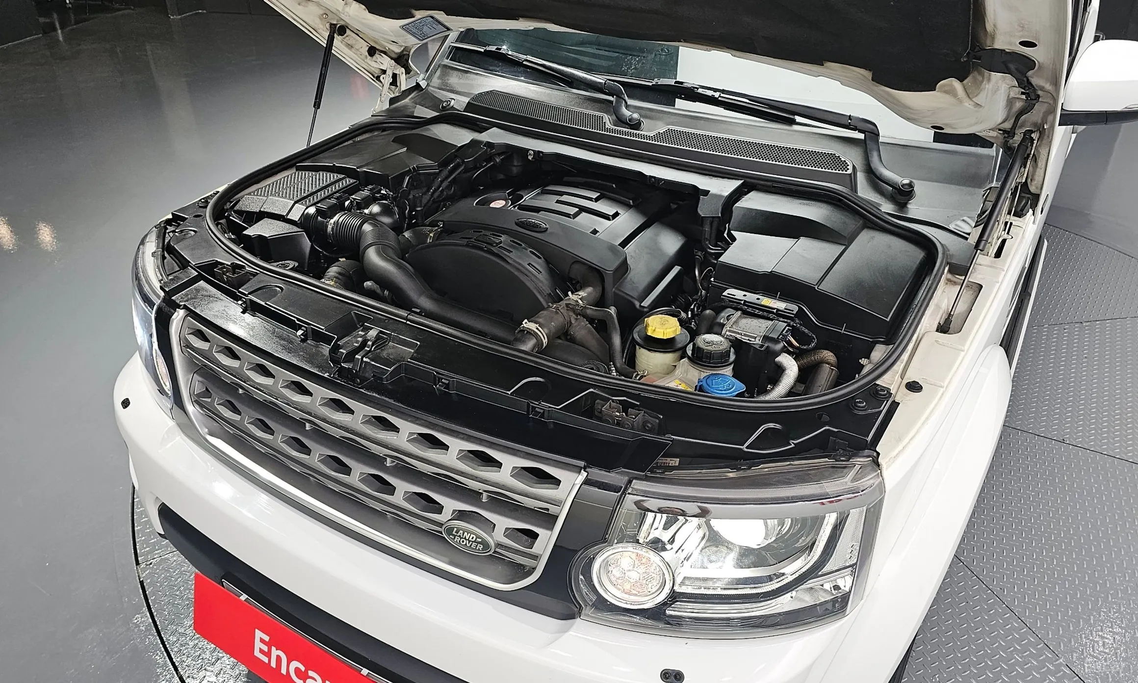 Land Rover Discovery 4 превью 6