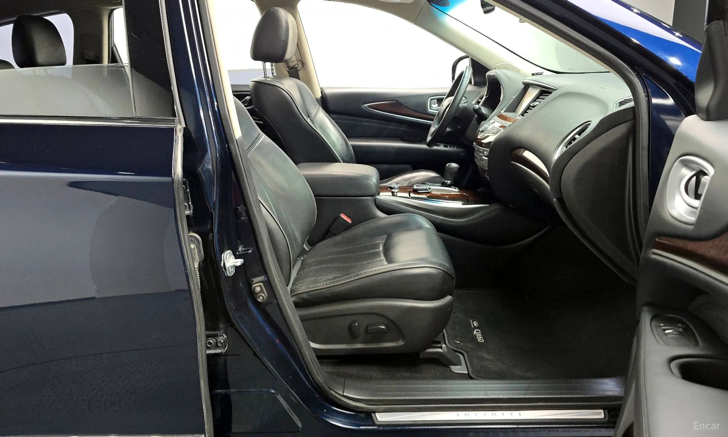 Infiniti QX60 превью 11