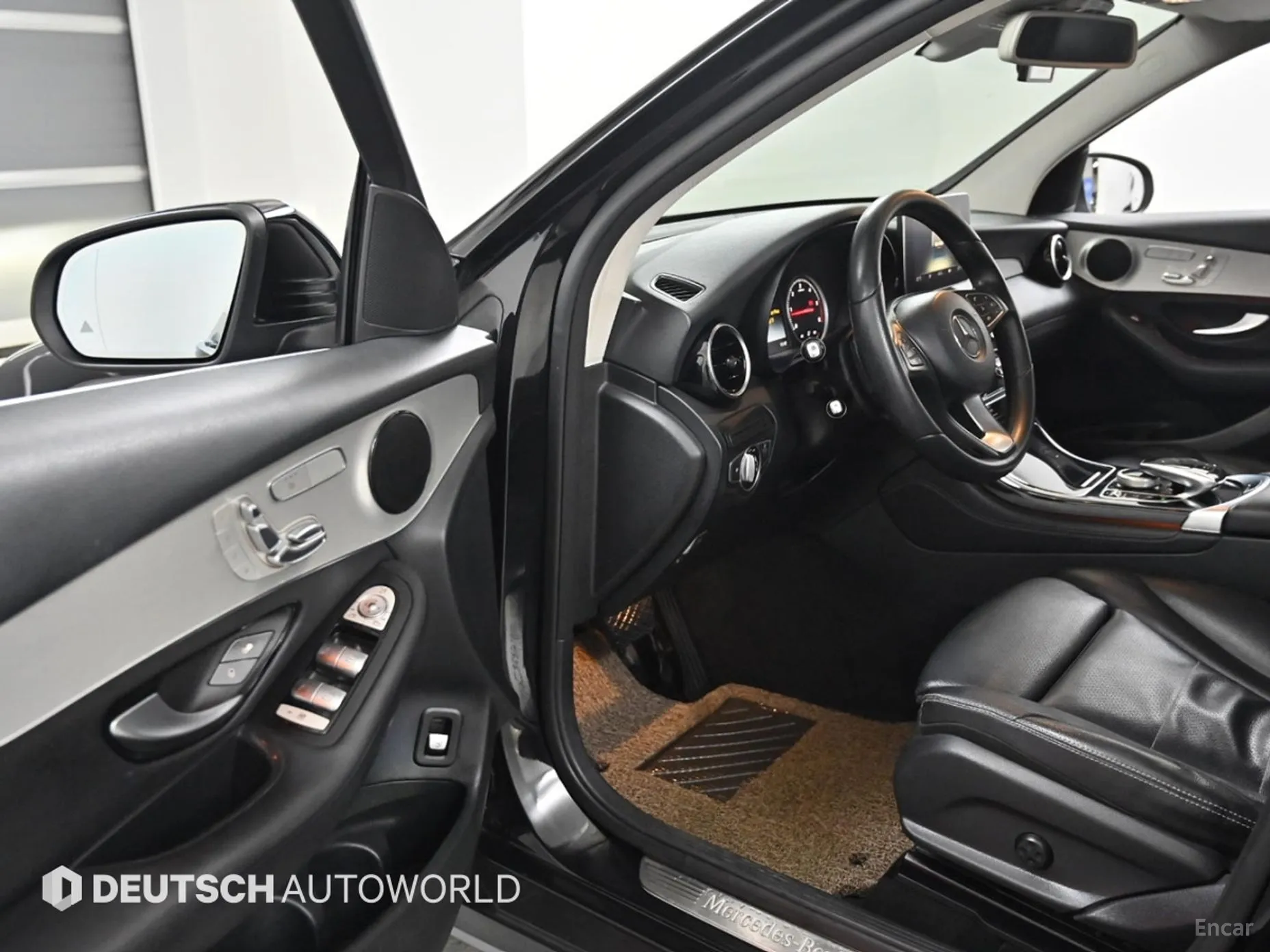 Mercedes Benz GLC-Class X253 превью 11