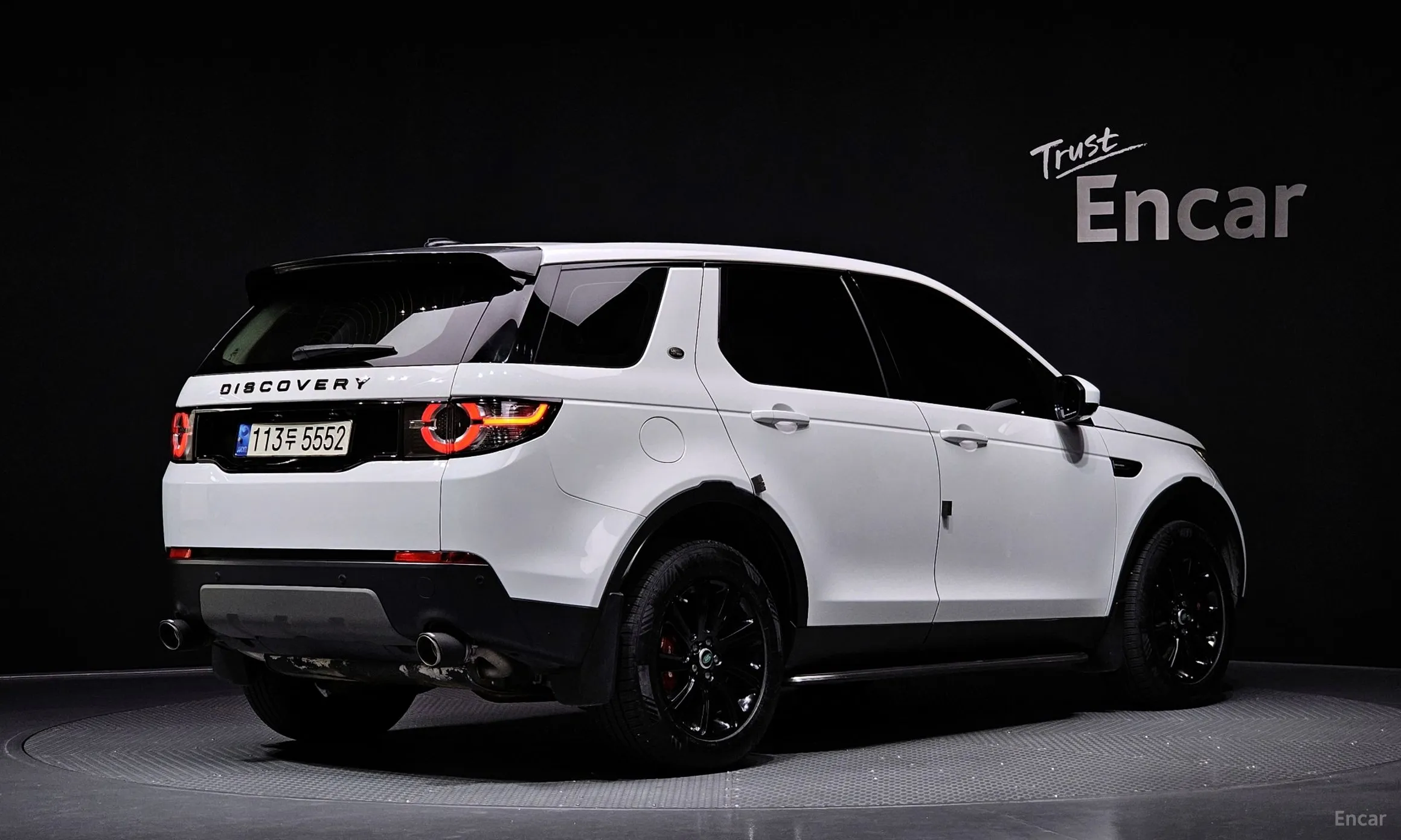 Land Rover Discovery Sports превью 2