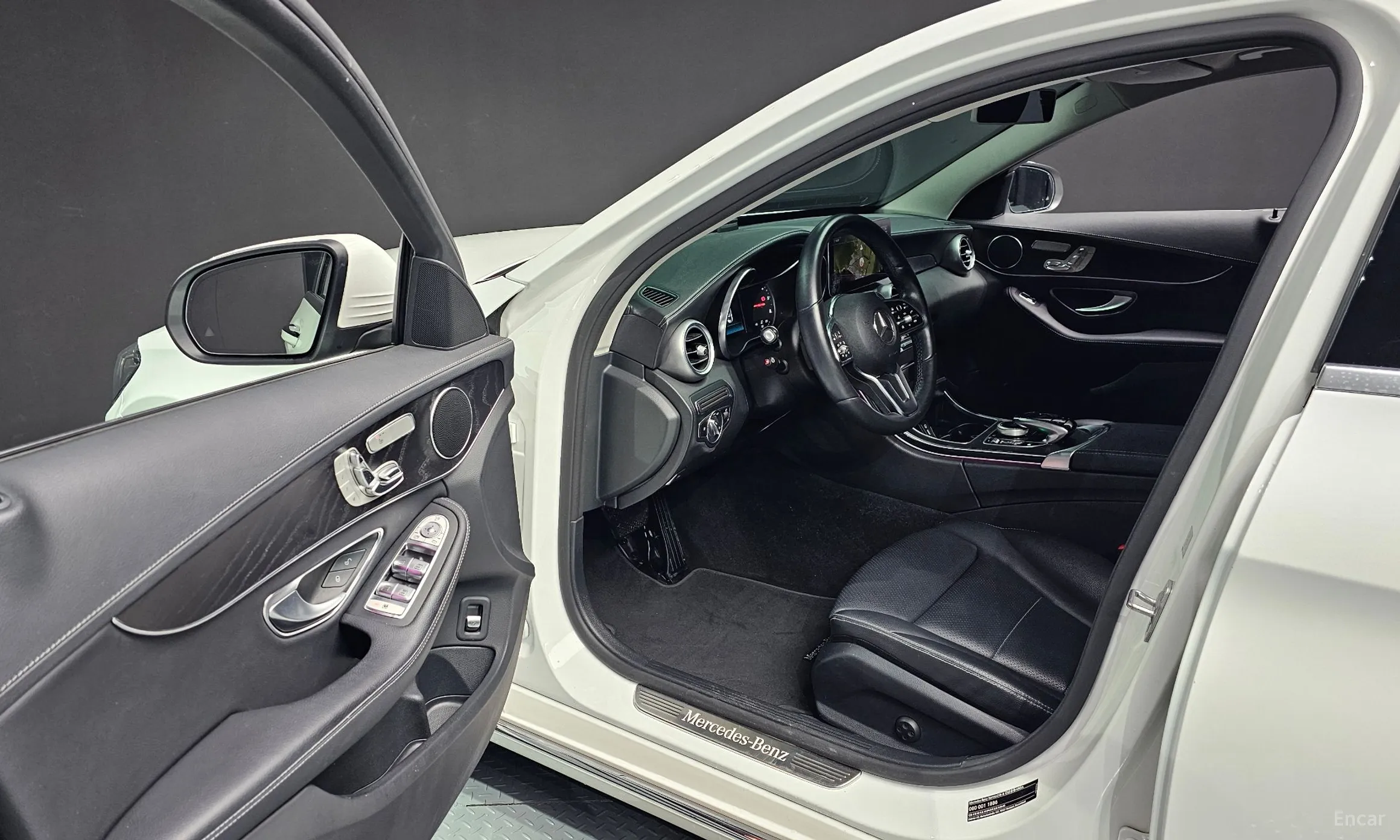 Mercedes Benz C-Class W205 превью 12