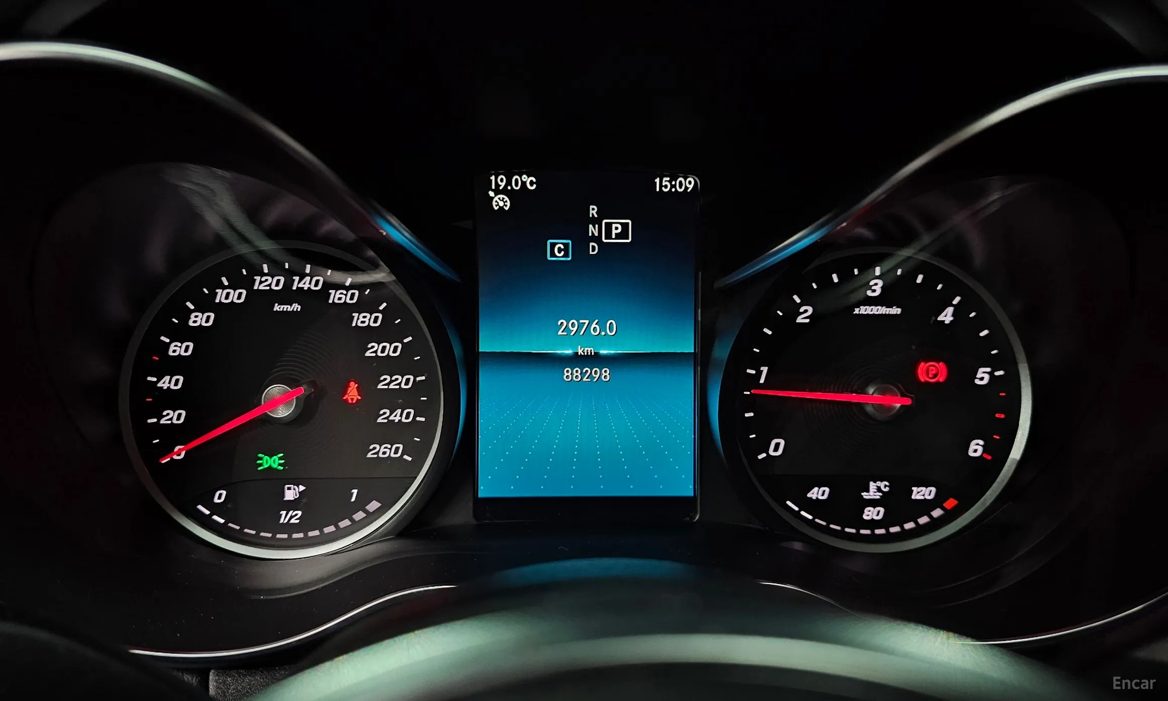 Mercedes Benz C-Class W205 превью 8