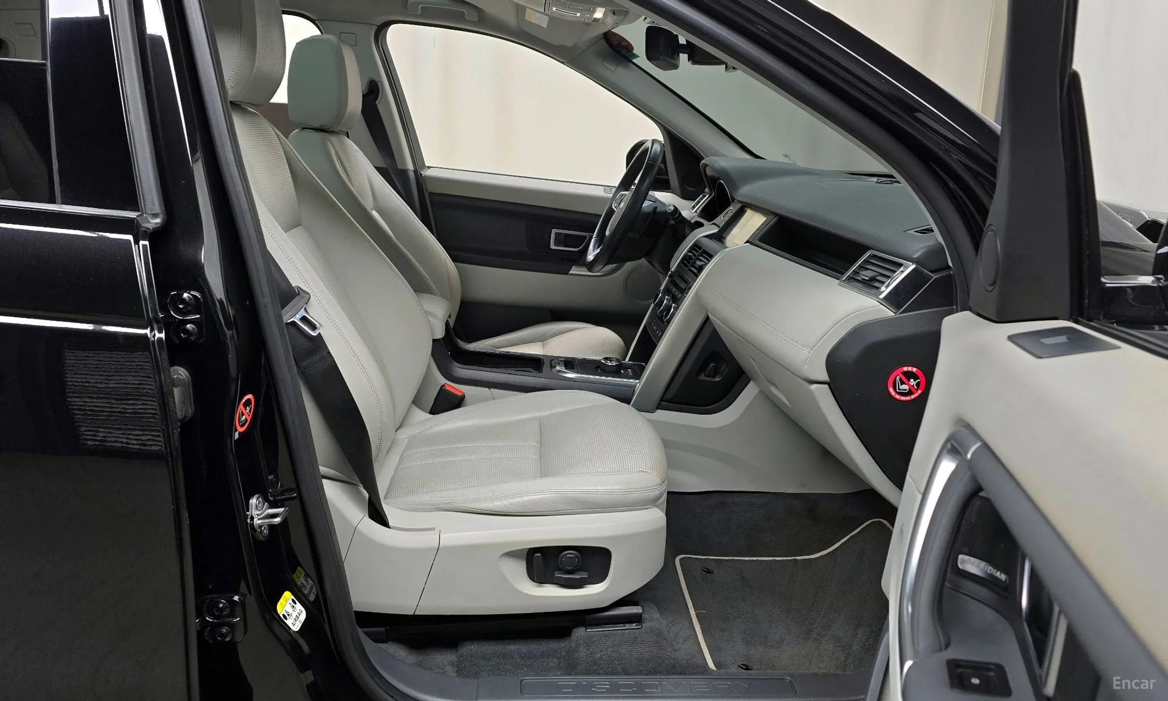 Land Rover Discovery Sports превью 10