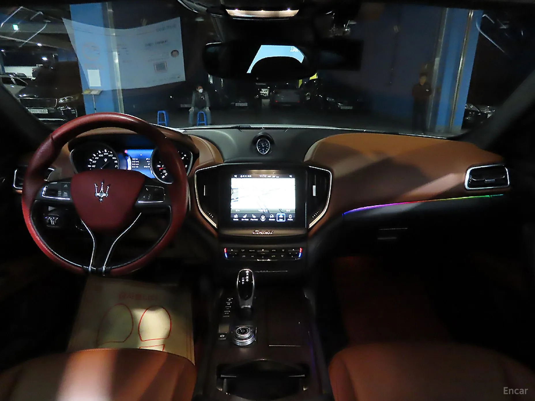 Maserati Ghibli превью 5