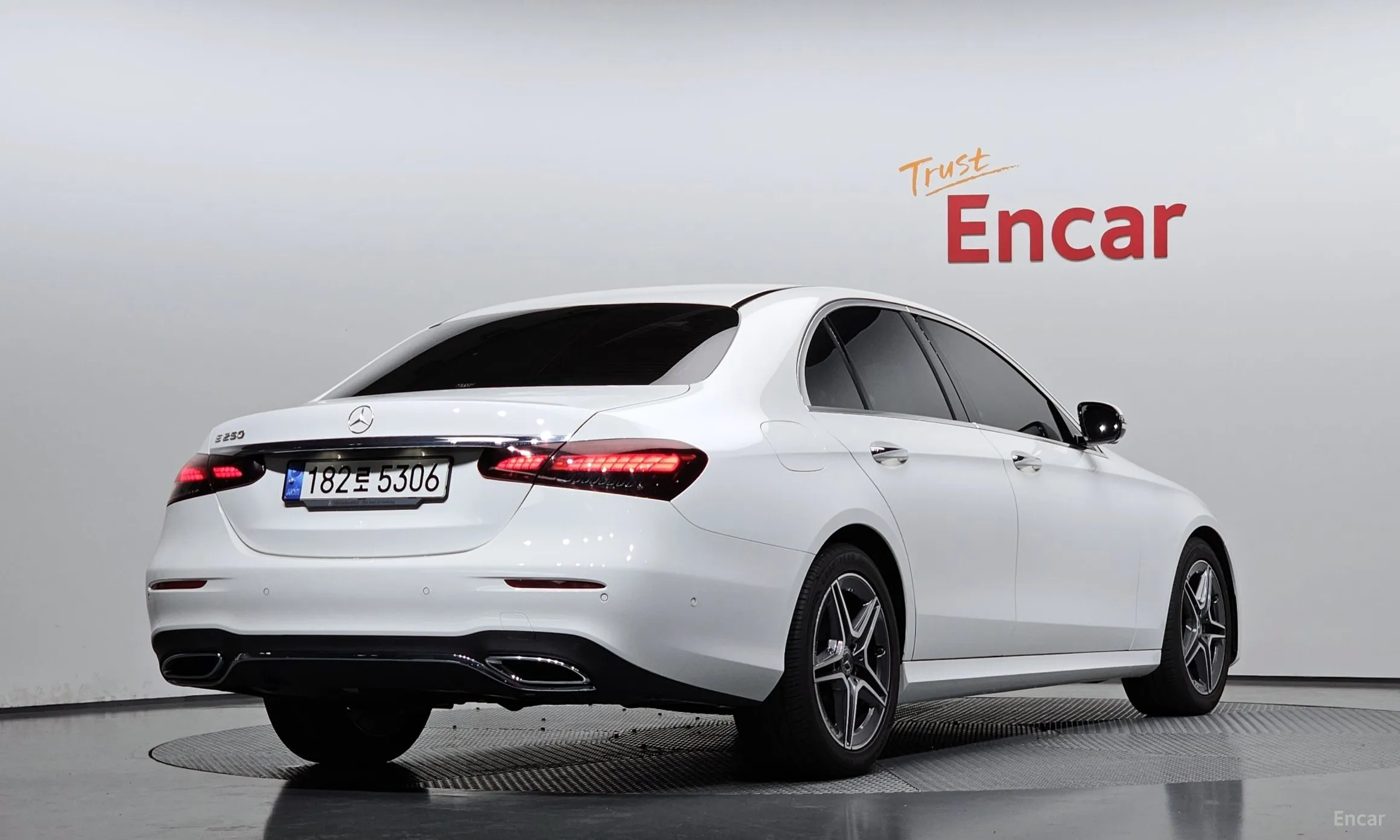 Mercedes Benz E-Class W213 превью 2