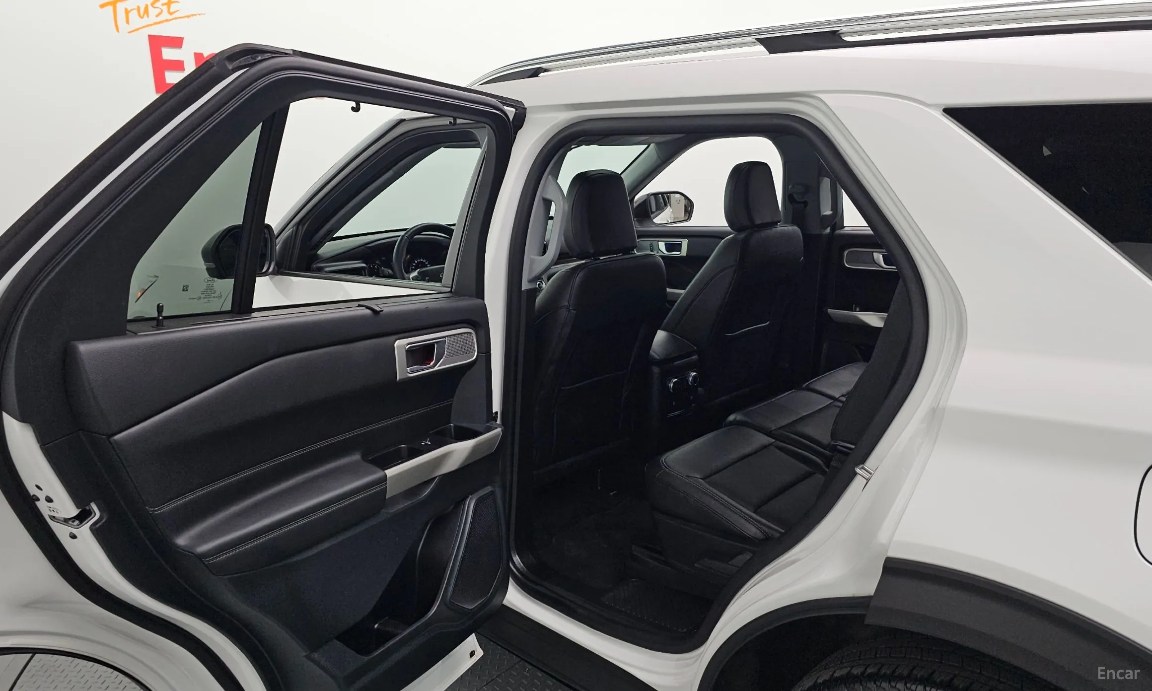 Ford Explorer 6th Generation превью 12