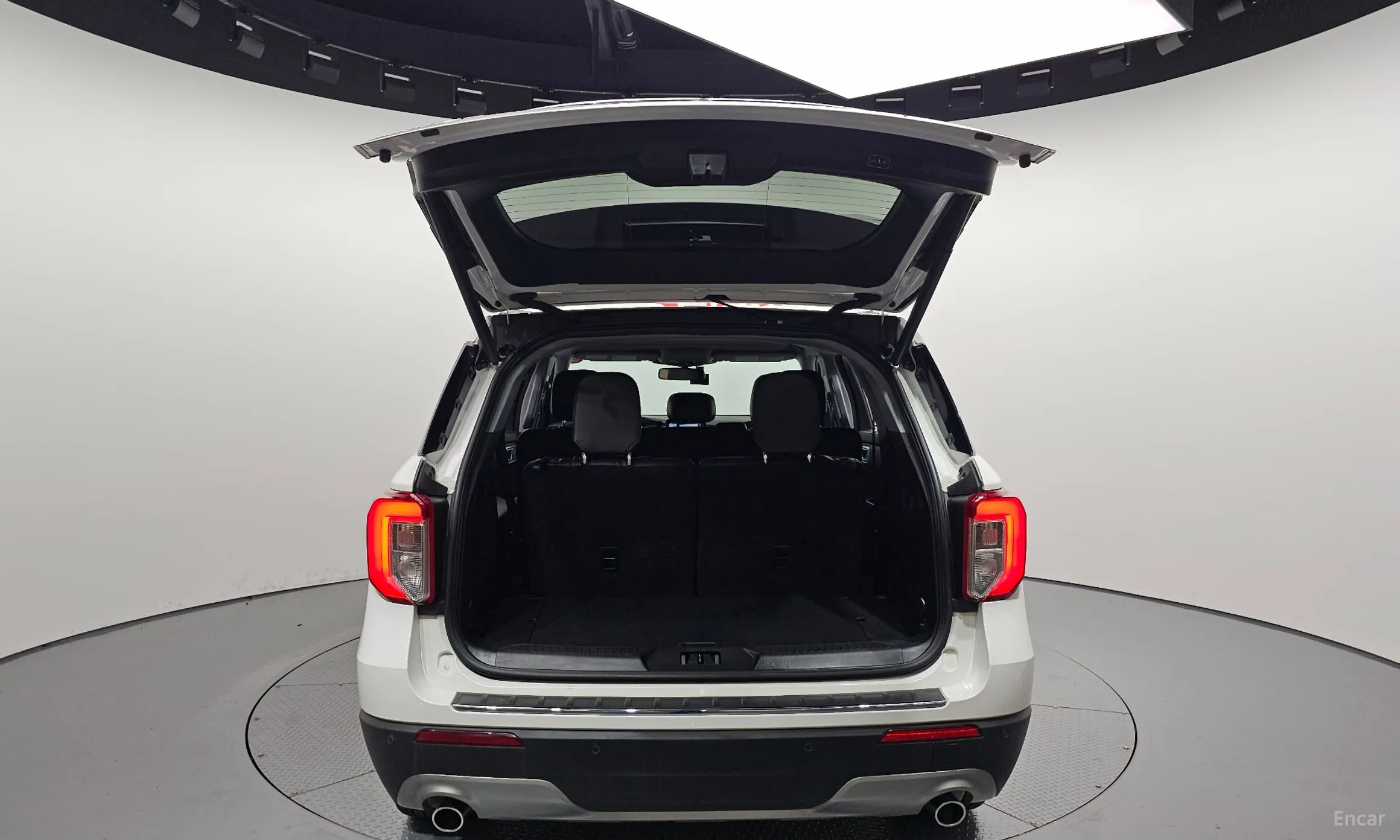 Ford Explorer 6th Generation превью 20