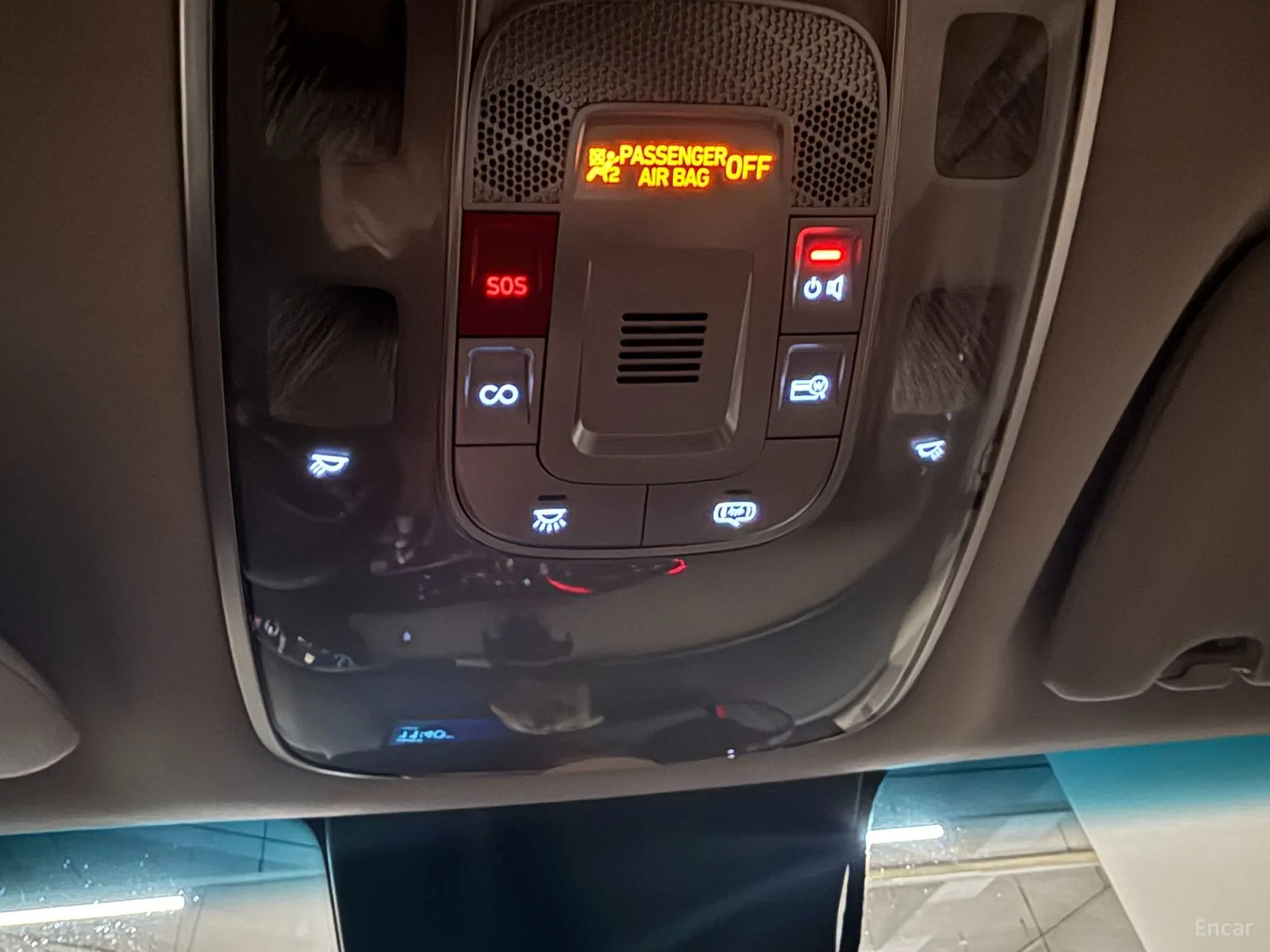 Genesis GV70 превью 18