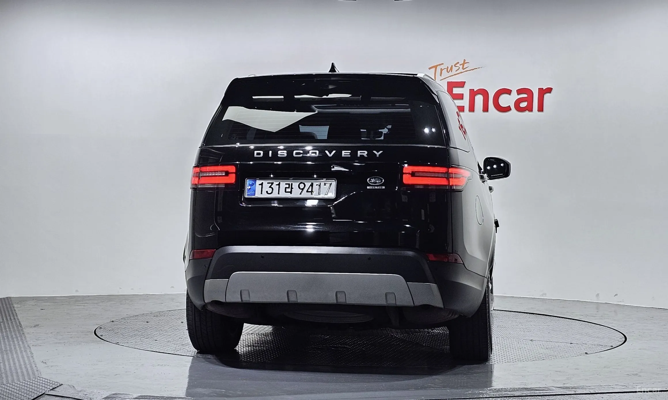 Land Rover Discovery 5 превью 4