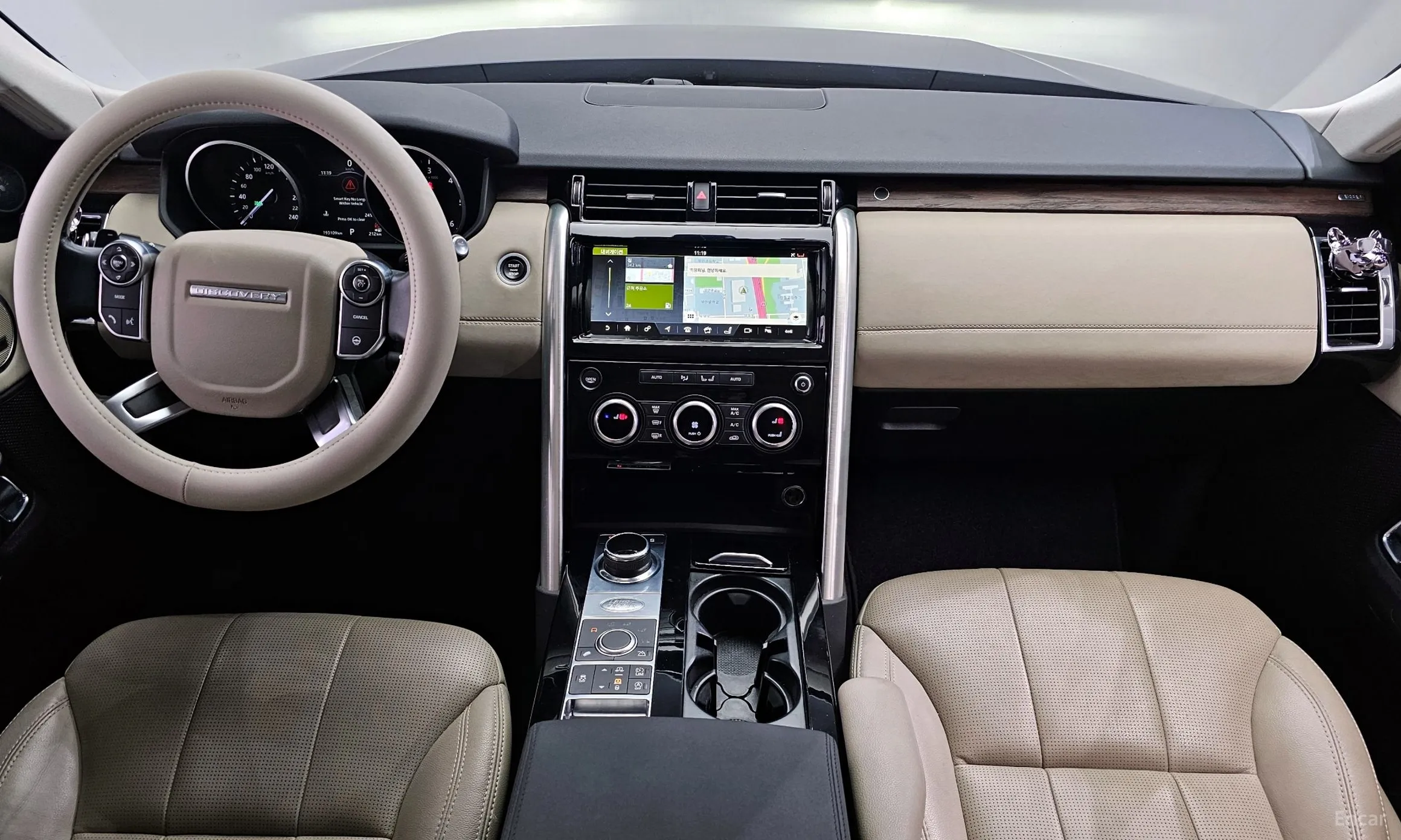 Land Rover Discovery 5 превью 7