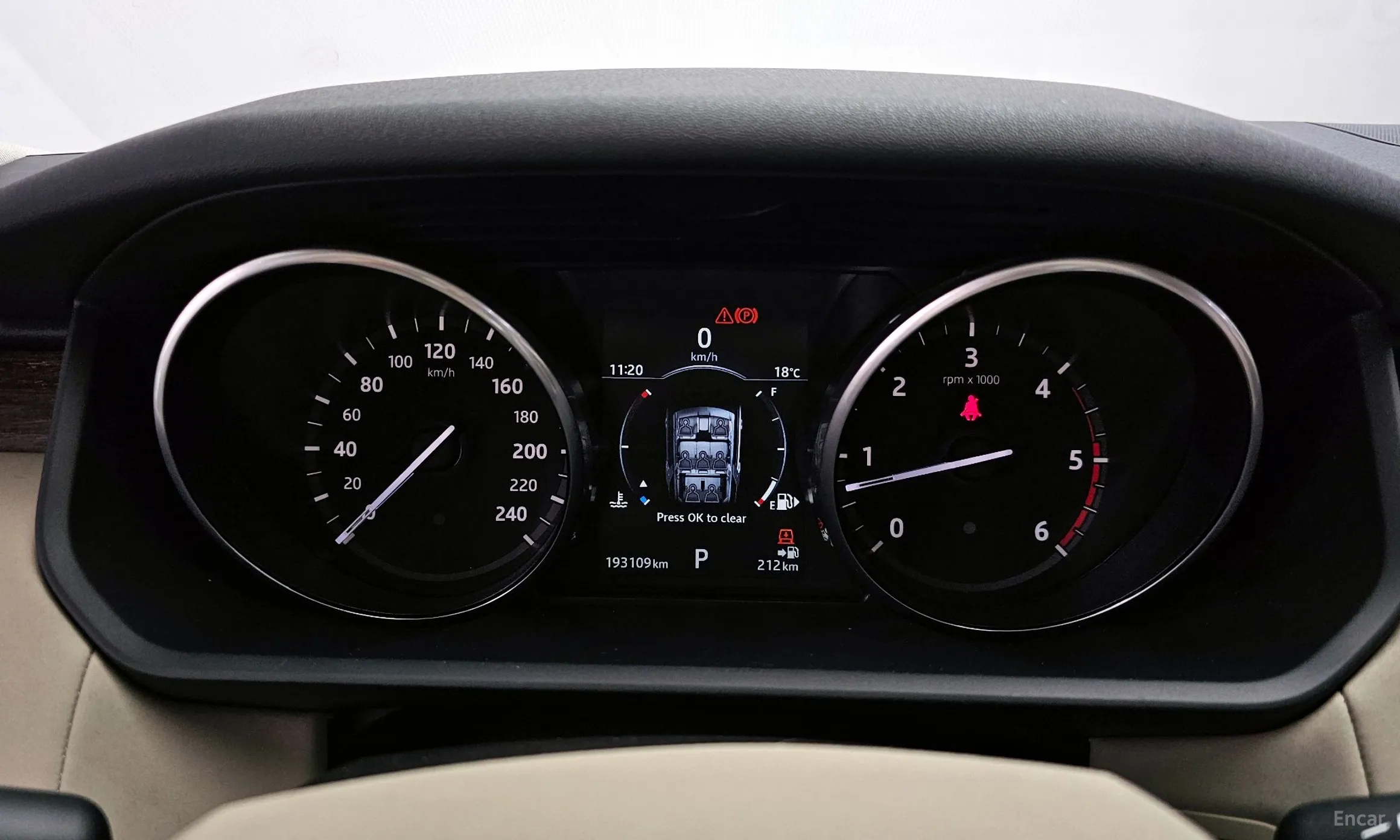 Land Rover Discovery 5 превью 8