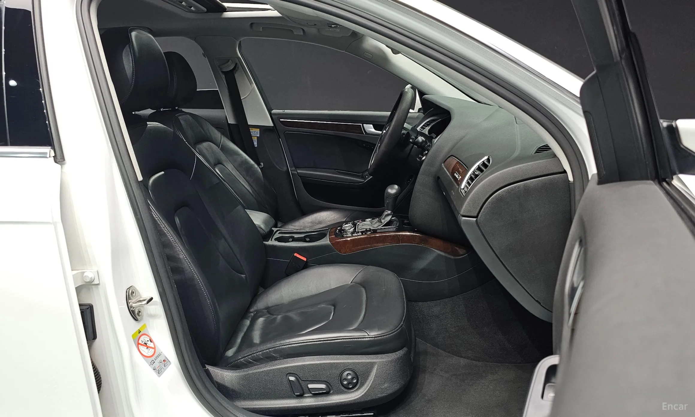 Audi New A4 превью 10