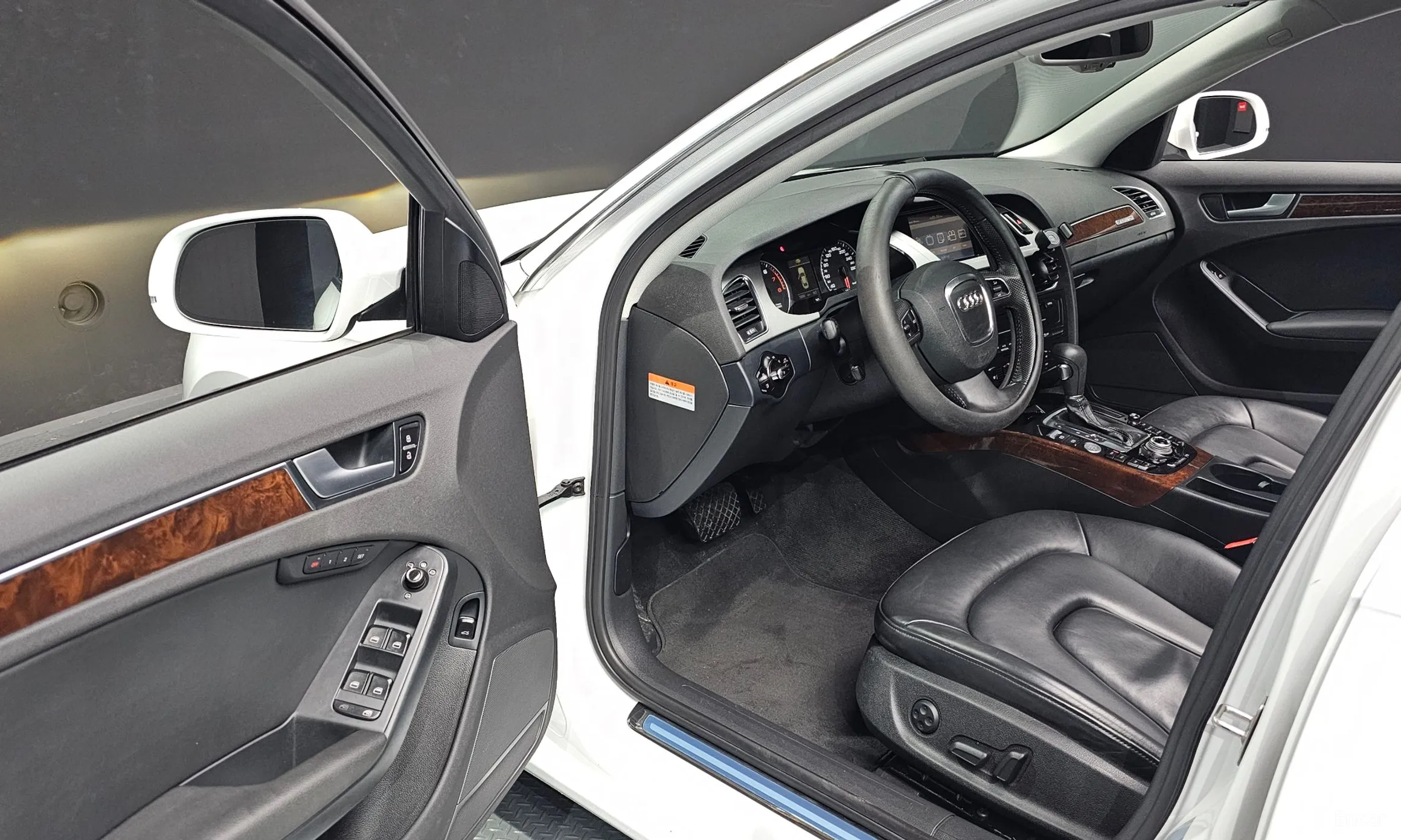 Audi New A4 превью 11