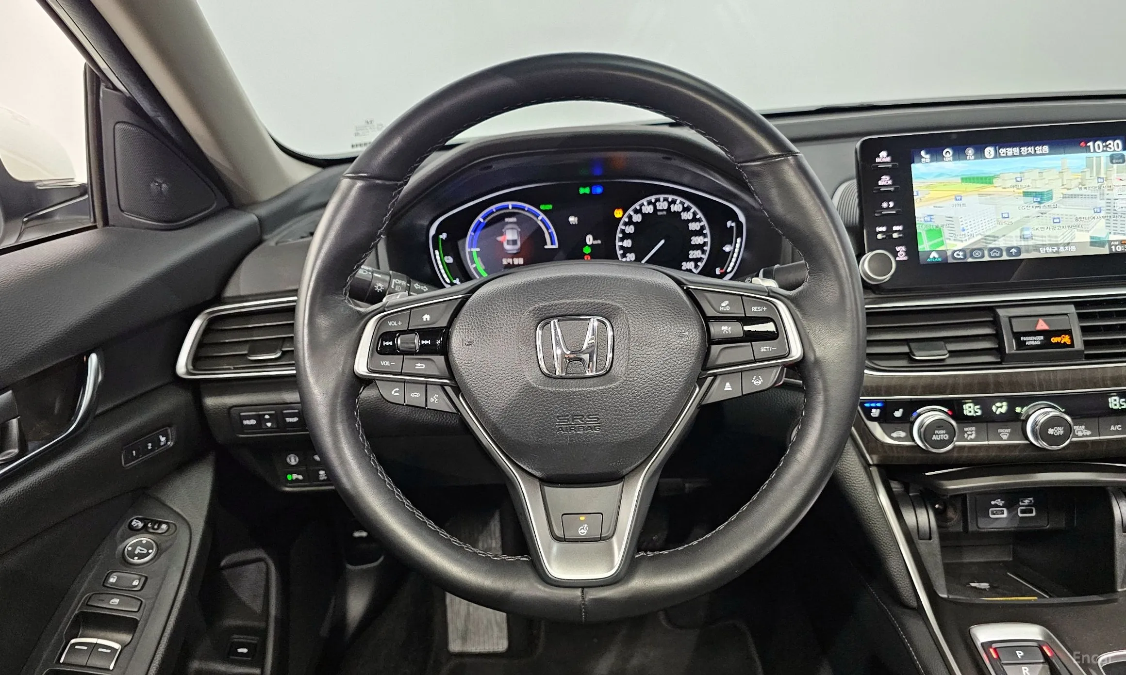 Honda Accord 10th Generation превью 13