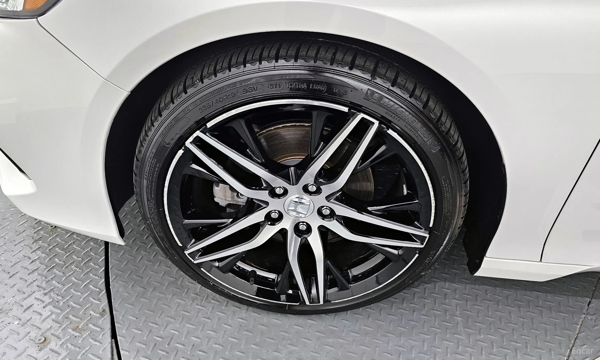 Honda Accord 10th Generation превью 5