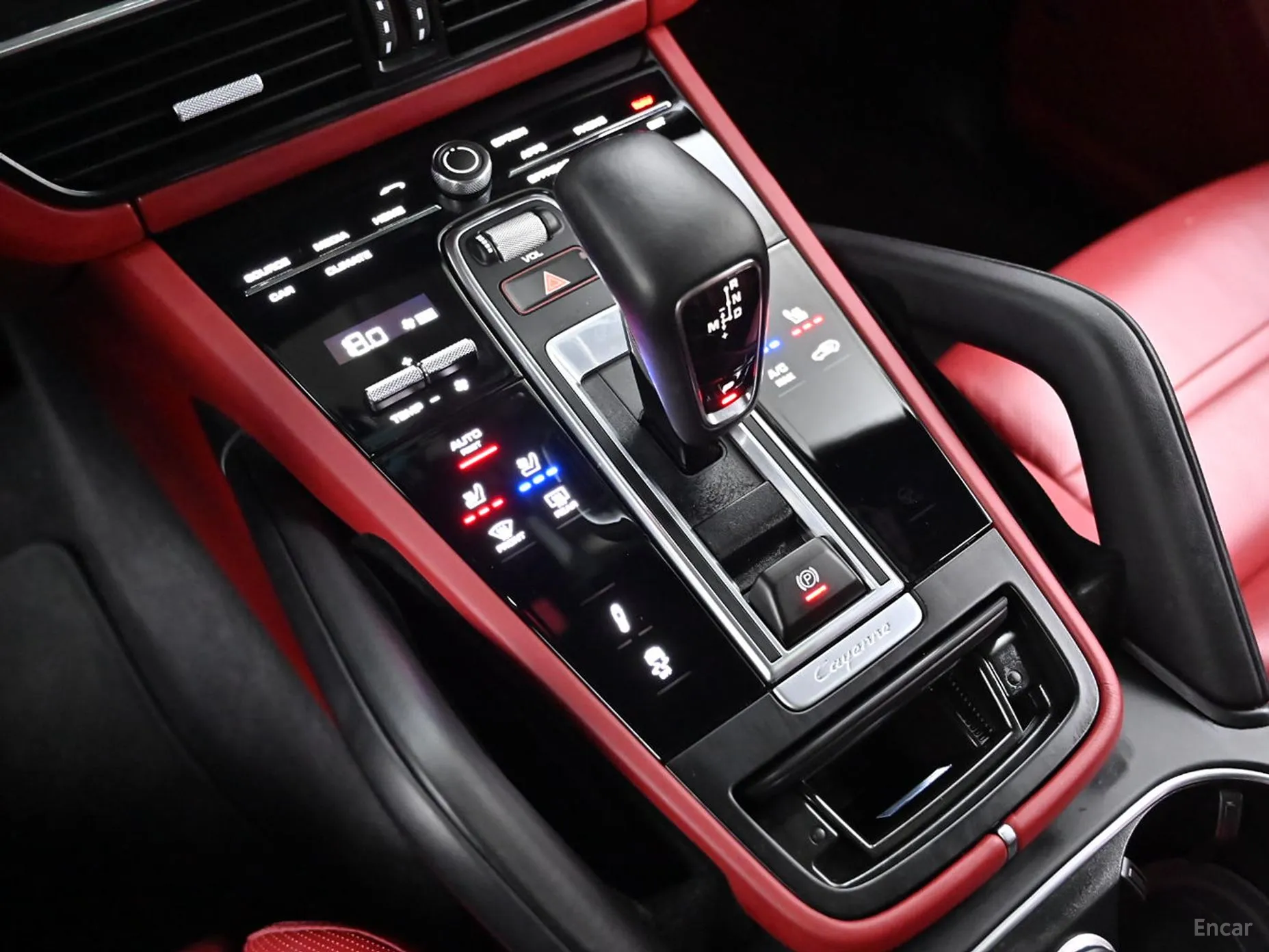 Porsche Cayenne (PO536) превью 16