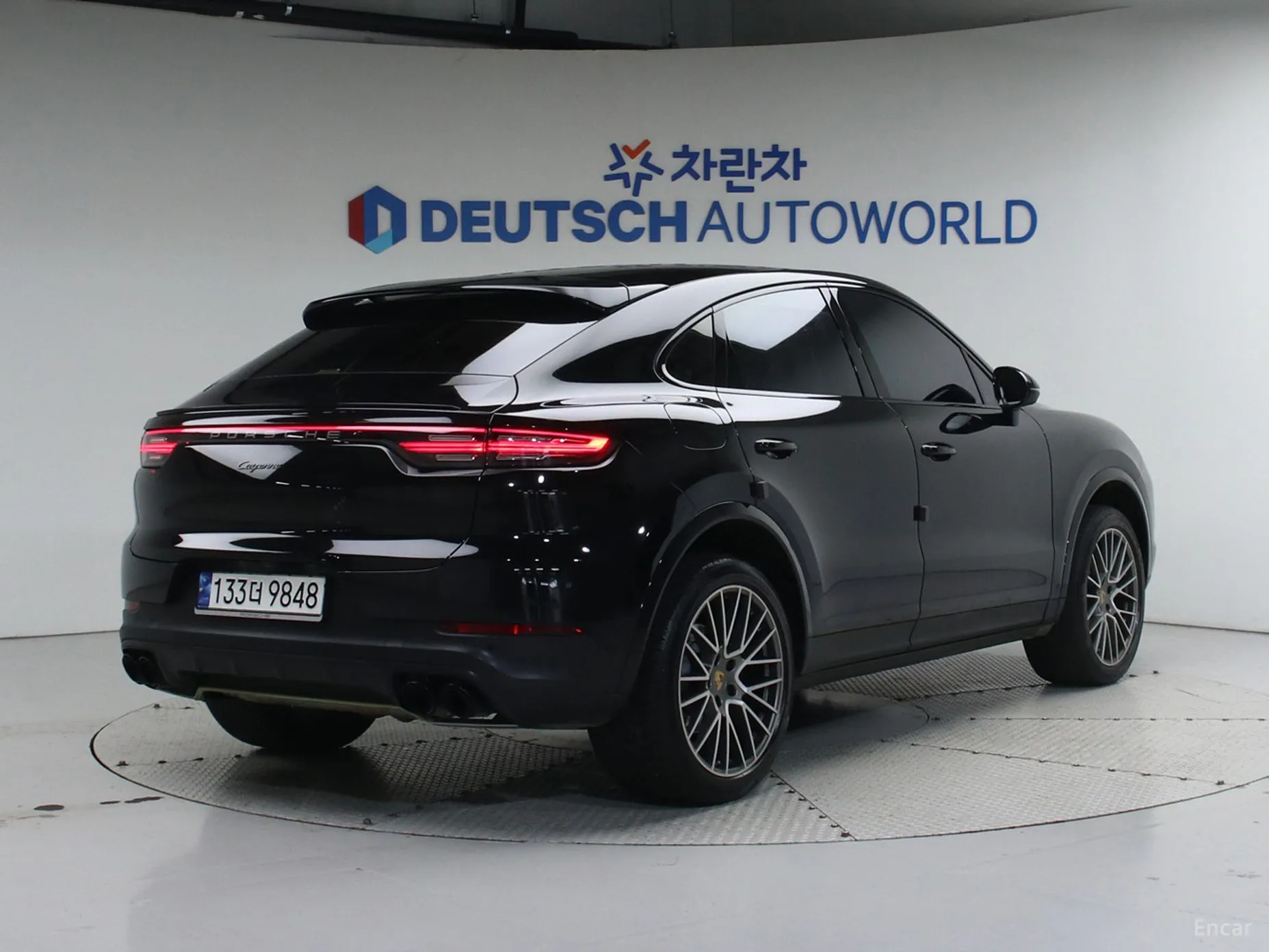 Porsche Cayenne (PO536) превью 3