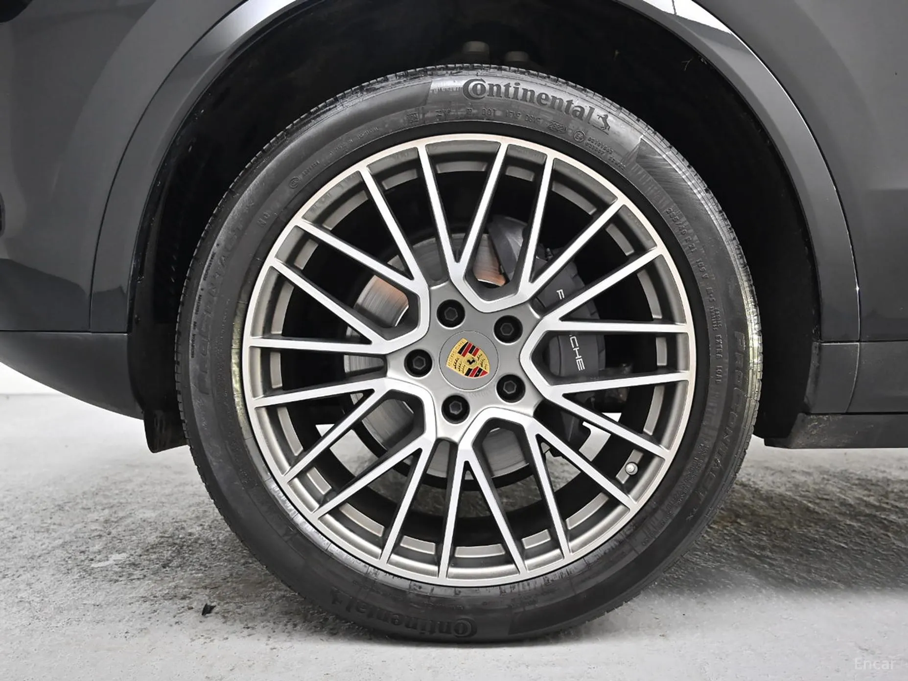 Porsche Cayenne (PO536) превью 5