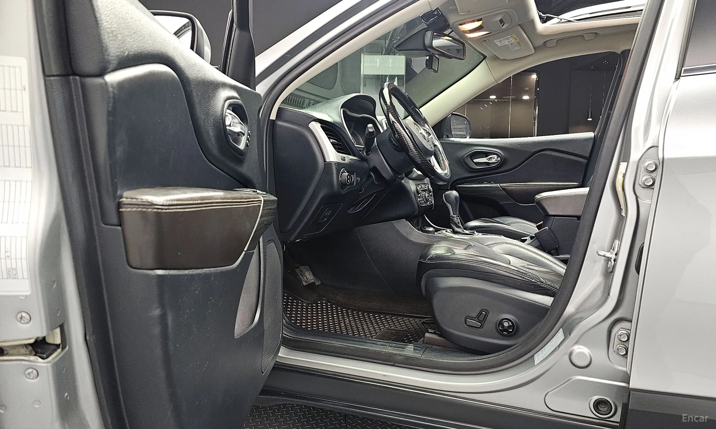 Jeep Cherokee (KL) превью 10