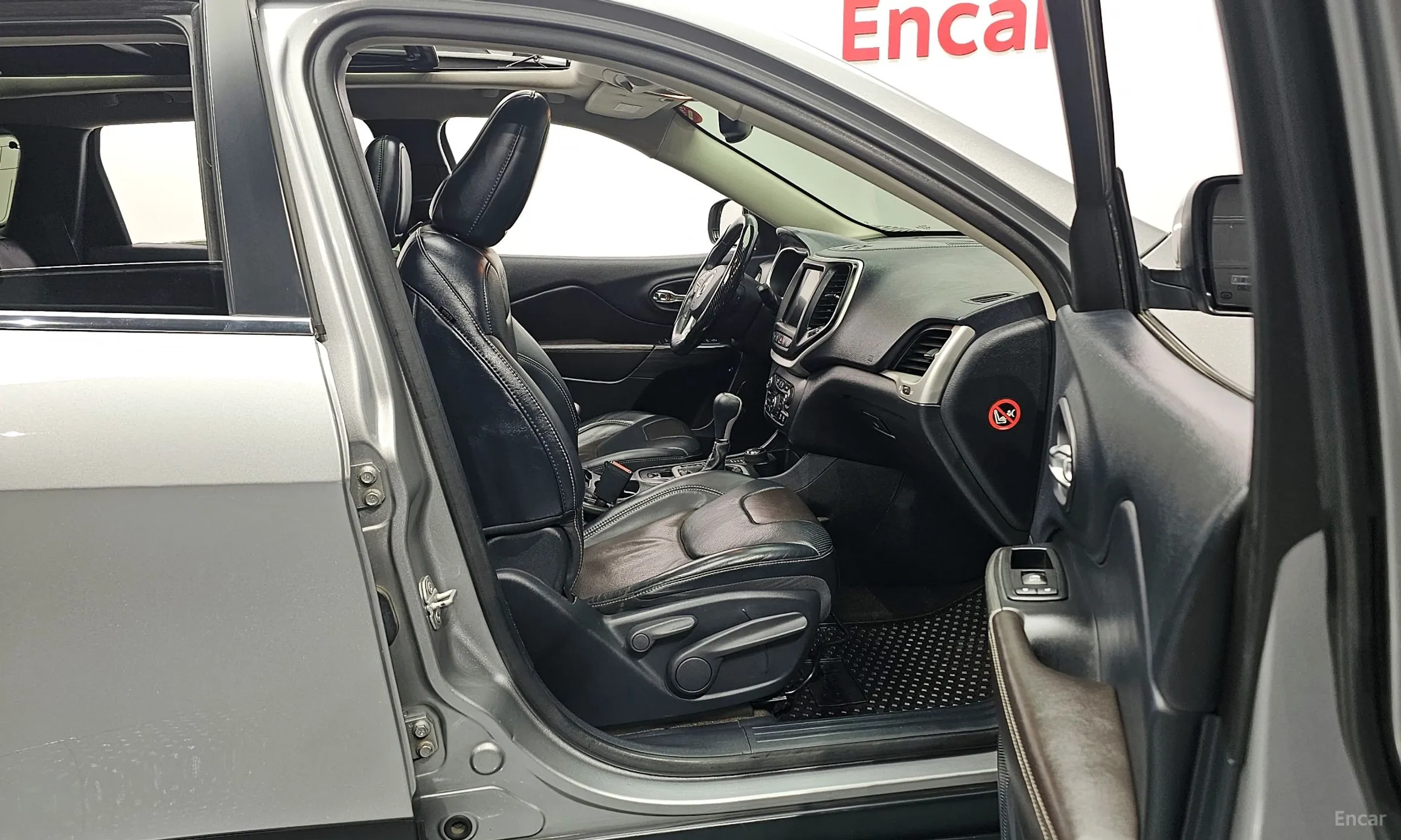 Jeep Cherokee (KL) превью 11