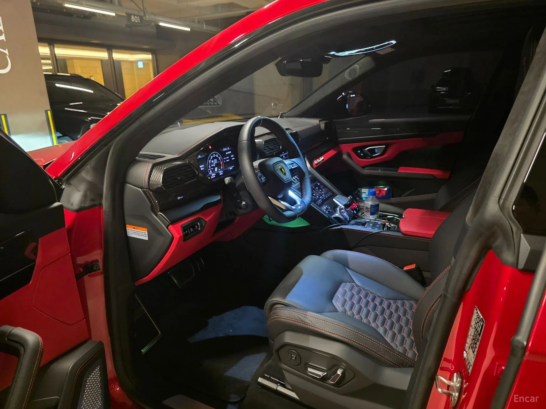 Lamborghini Urus превью 6