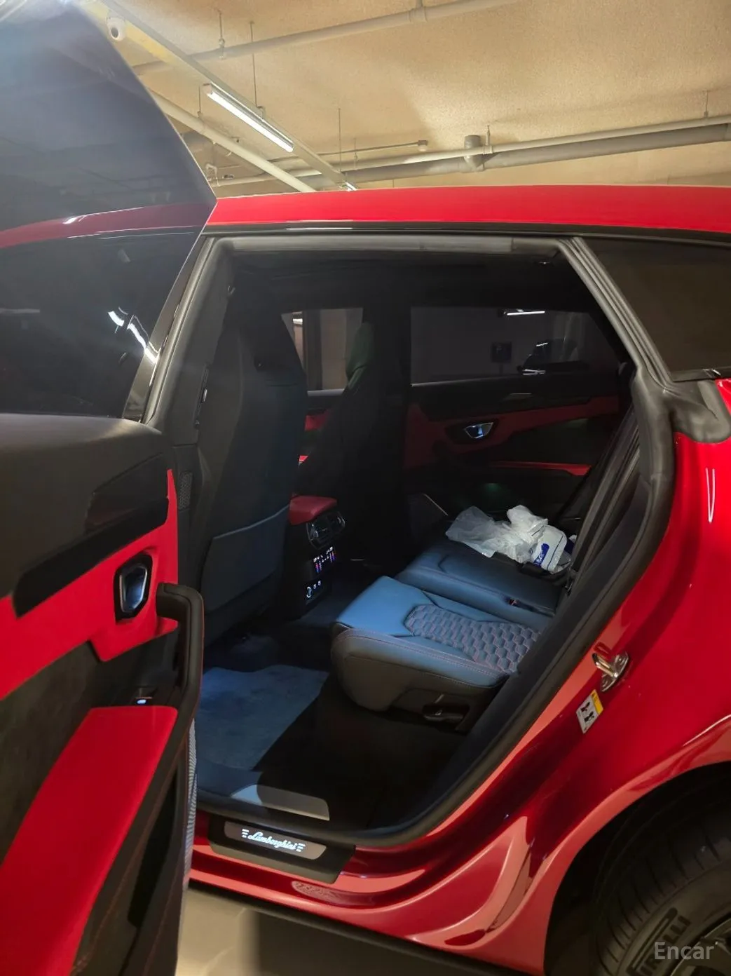 Lamborghini Urus превью 7