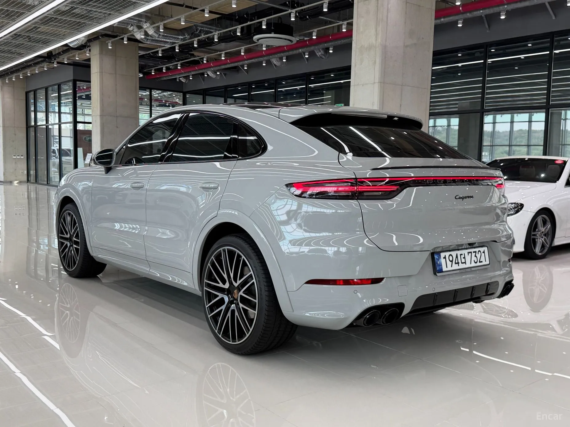 Porsche Cayenne (PO536) превью 6