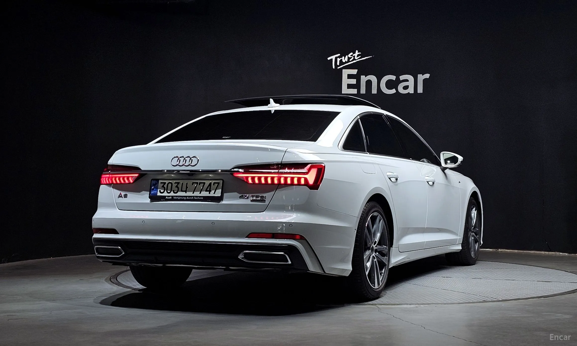 Audi A6 (C8)