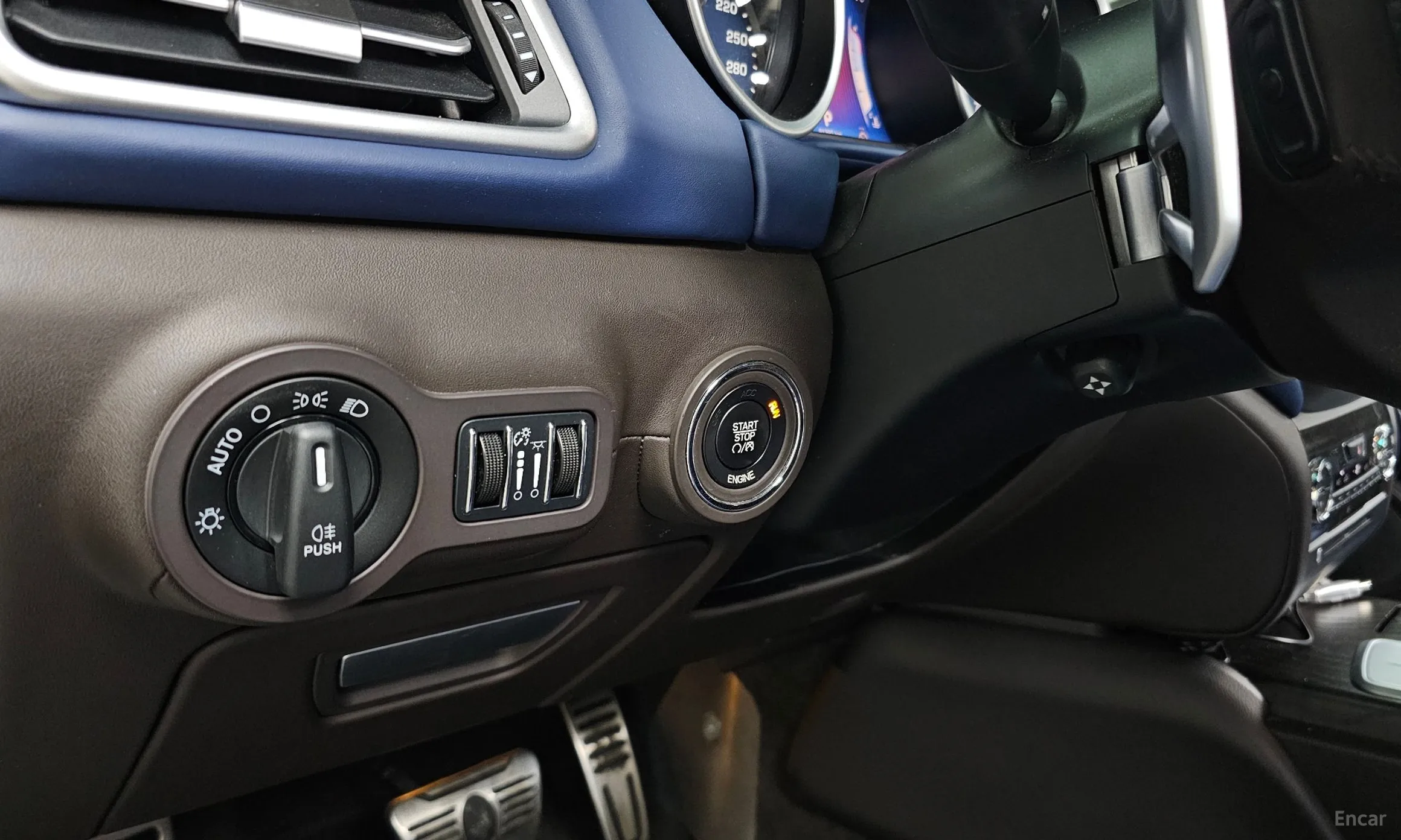 Maserati Ghibli превью 13