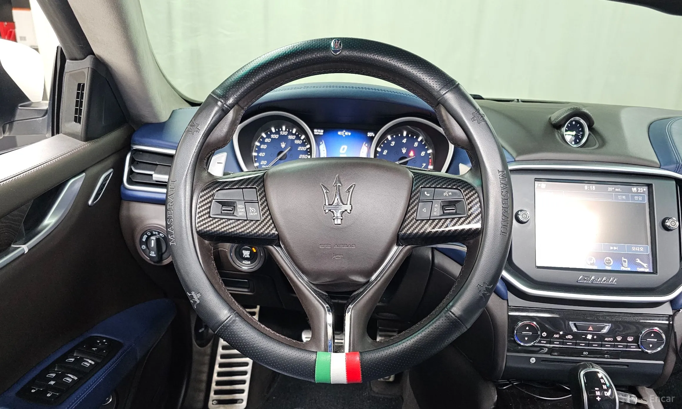 Maserati Ghibli превью 14