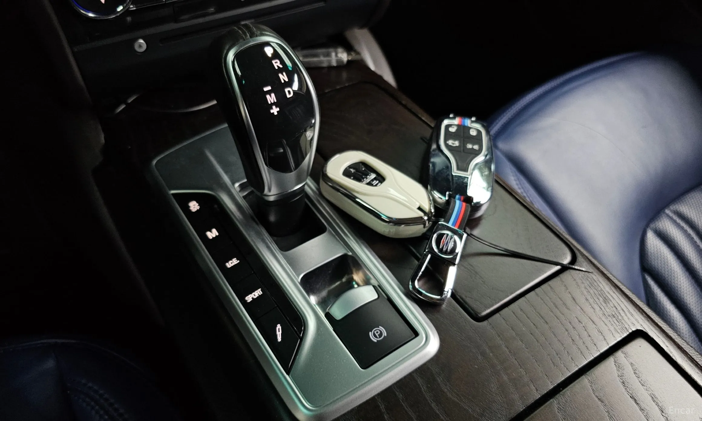 Maserati Ghibli превью 9