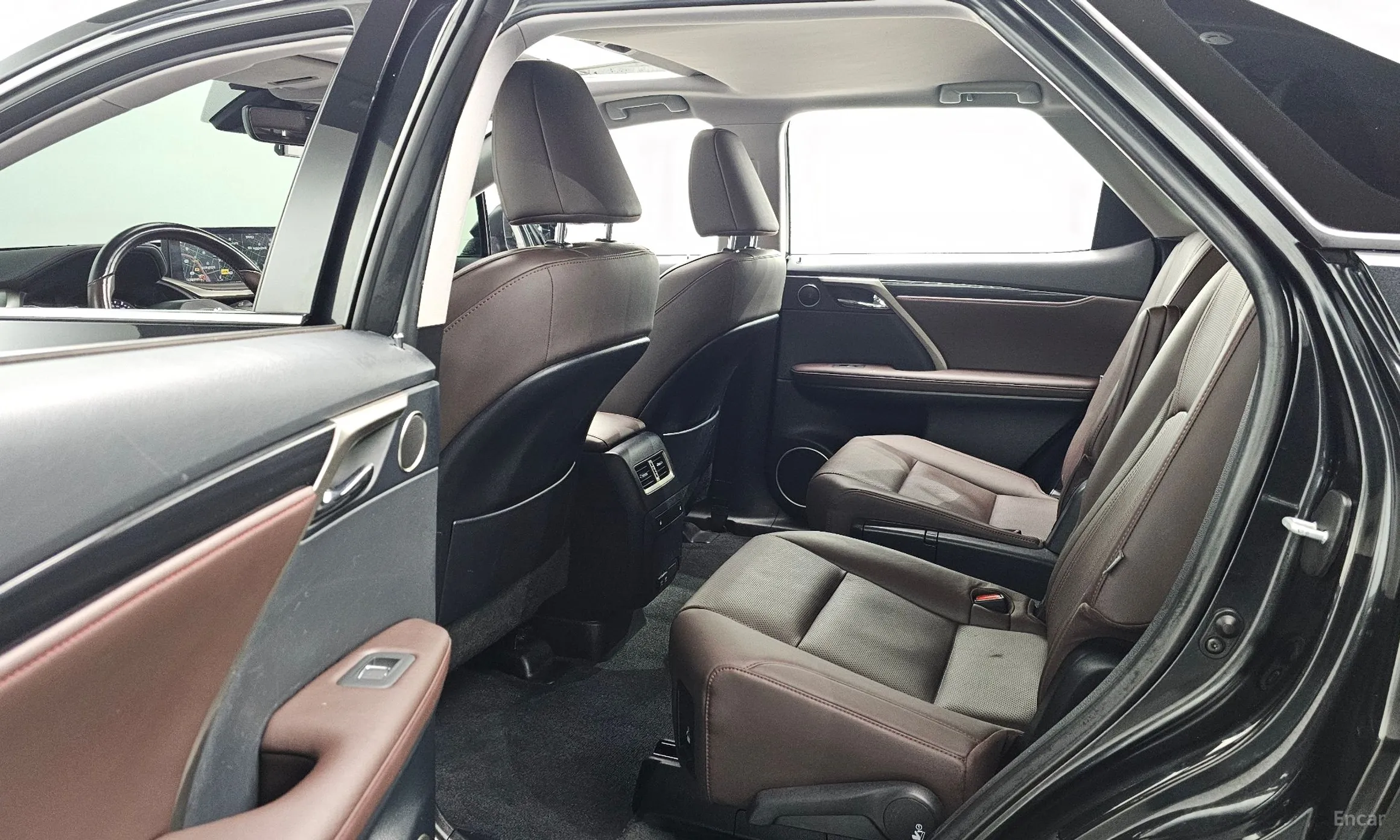 Lexus RX450hL 4th Generation превью 12