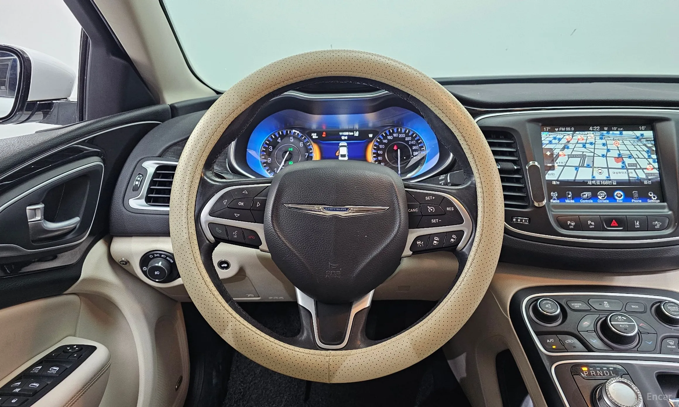 Chrysler 200 Second generation превью 13