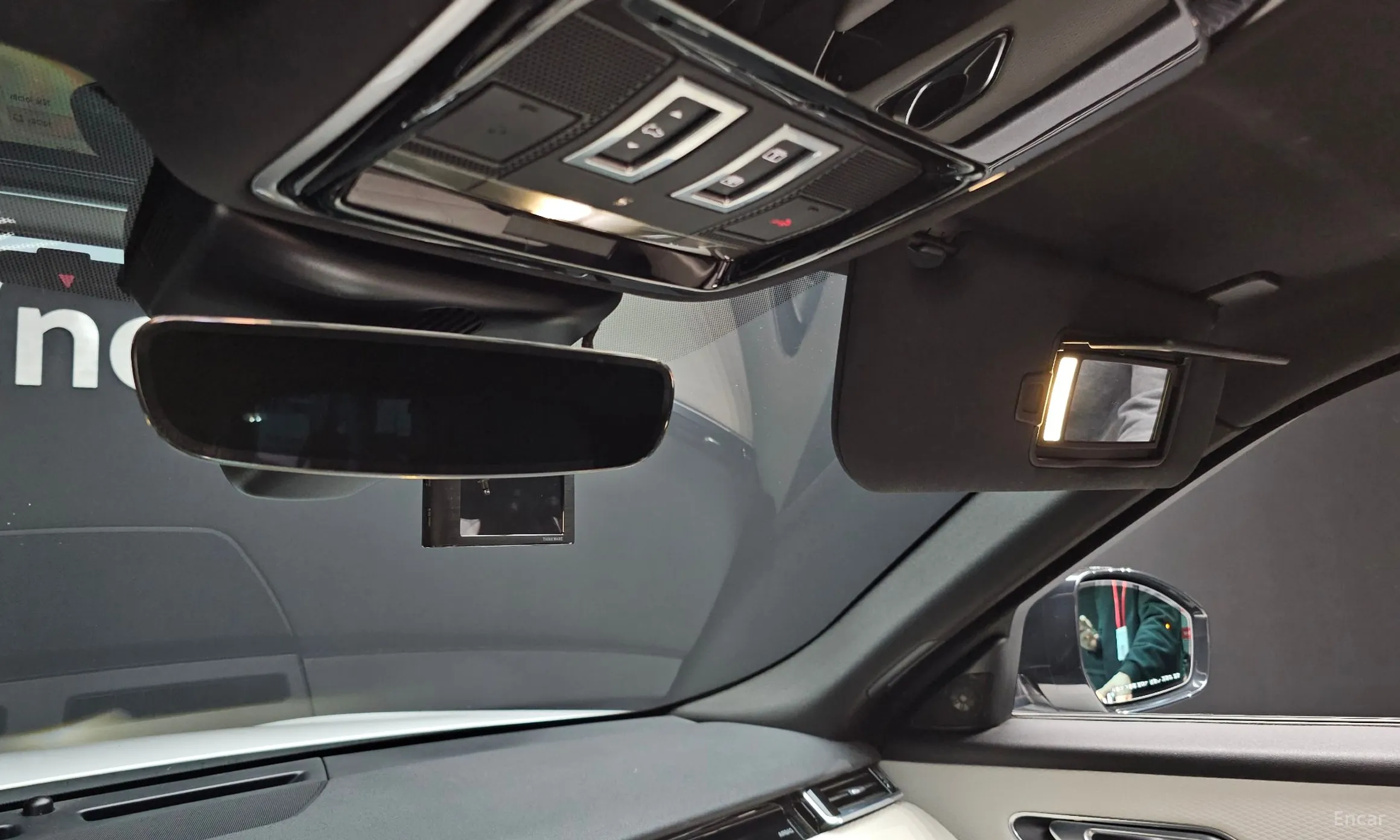 Land Rover Range Rover Bella превью 16