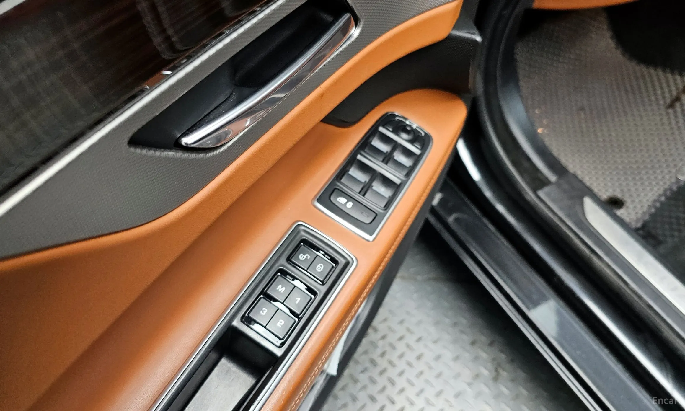 Jaguar XF (x260) превью 17