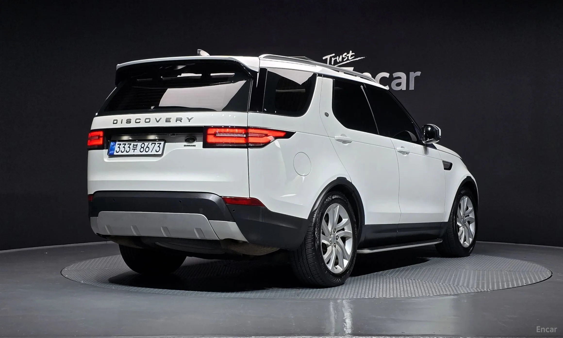 Land Rover Discovery 5 превью 2