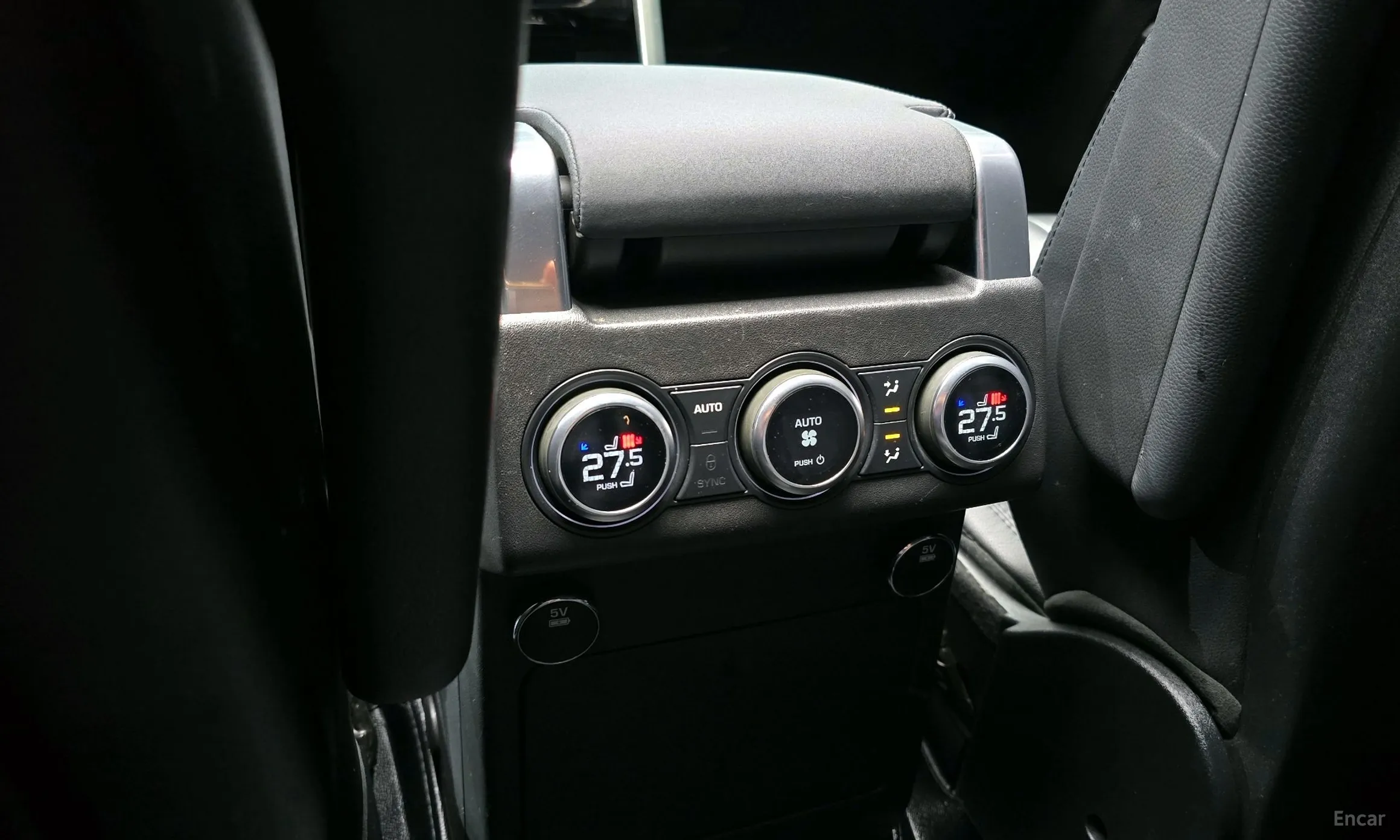 Land Rover Discovery 5 превью 16