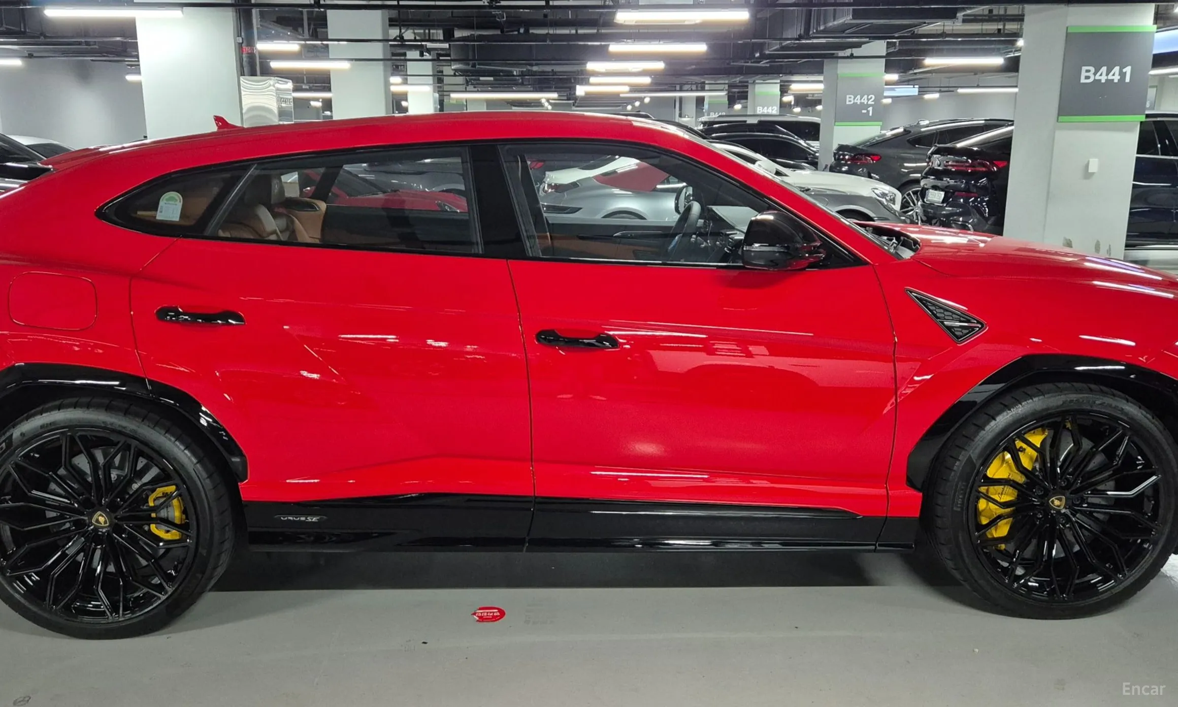 Lamborghini Urus превью 4