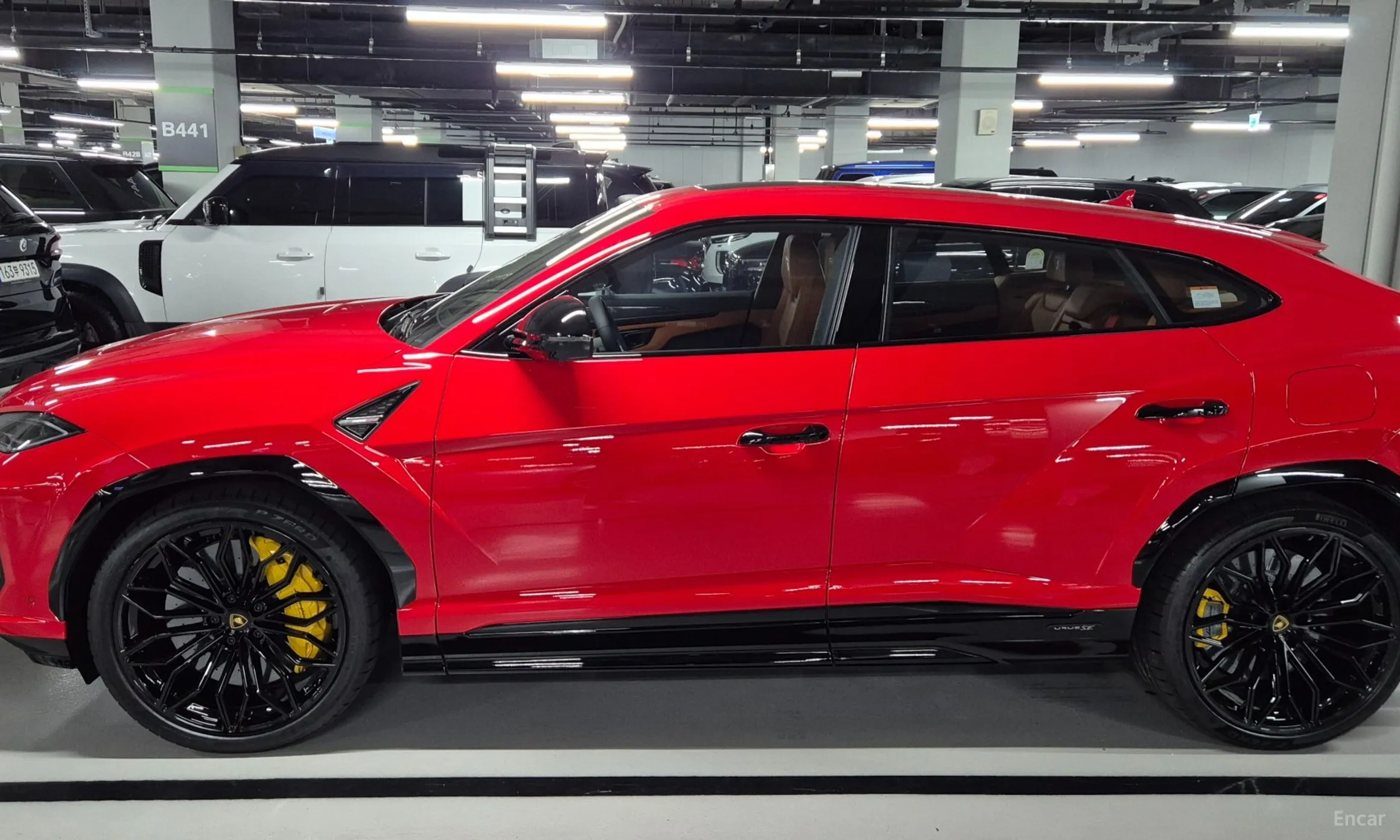 Lamborghini Urus превью 5