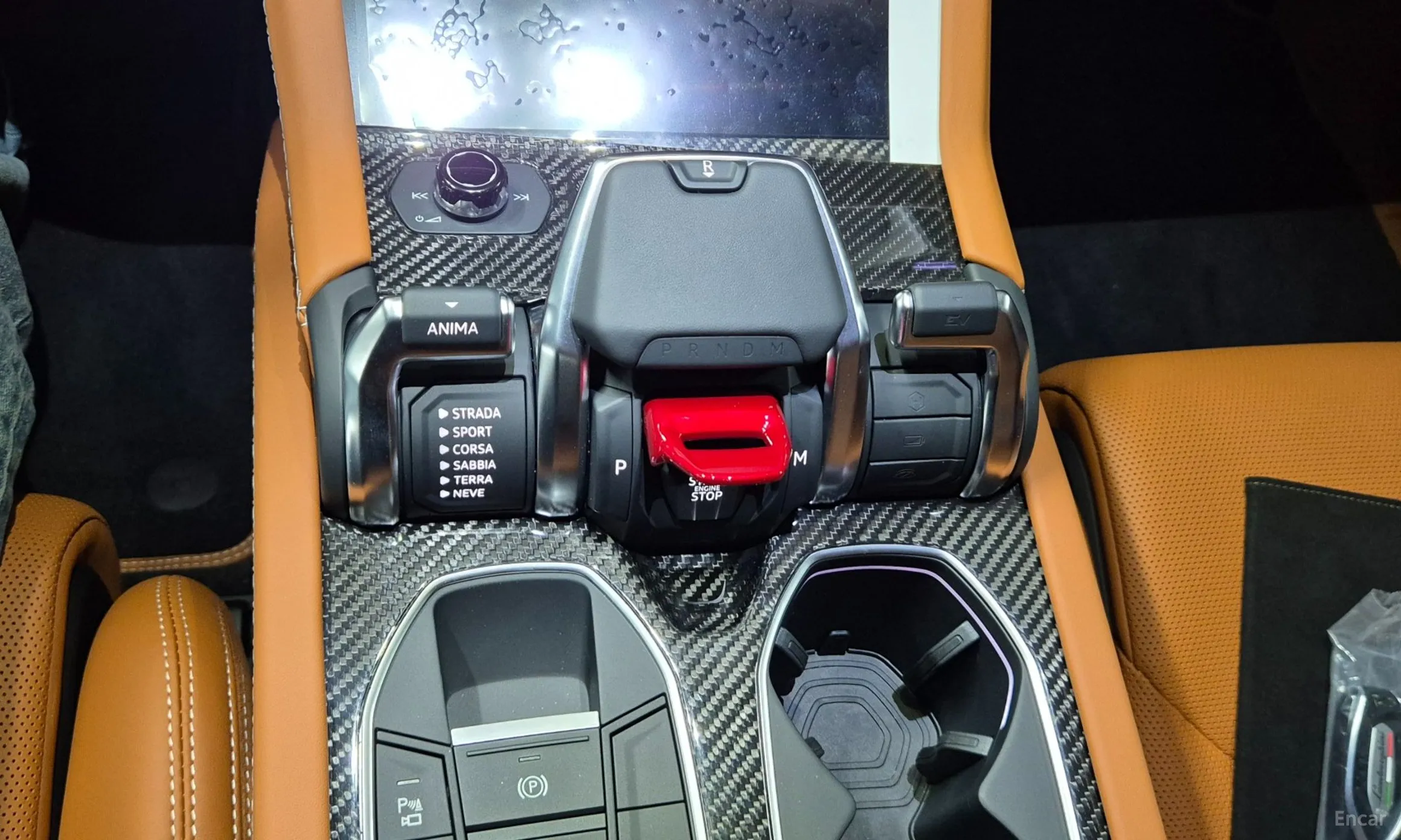 Lamborghini Urus превью 9