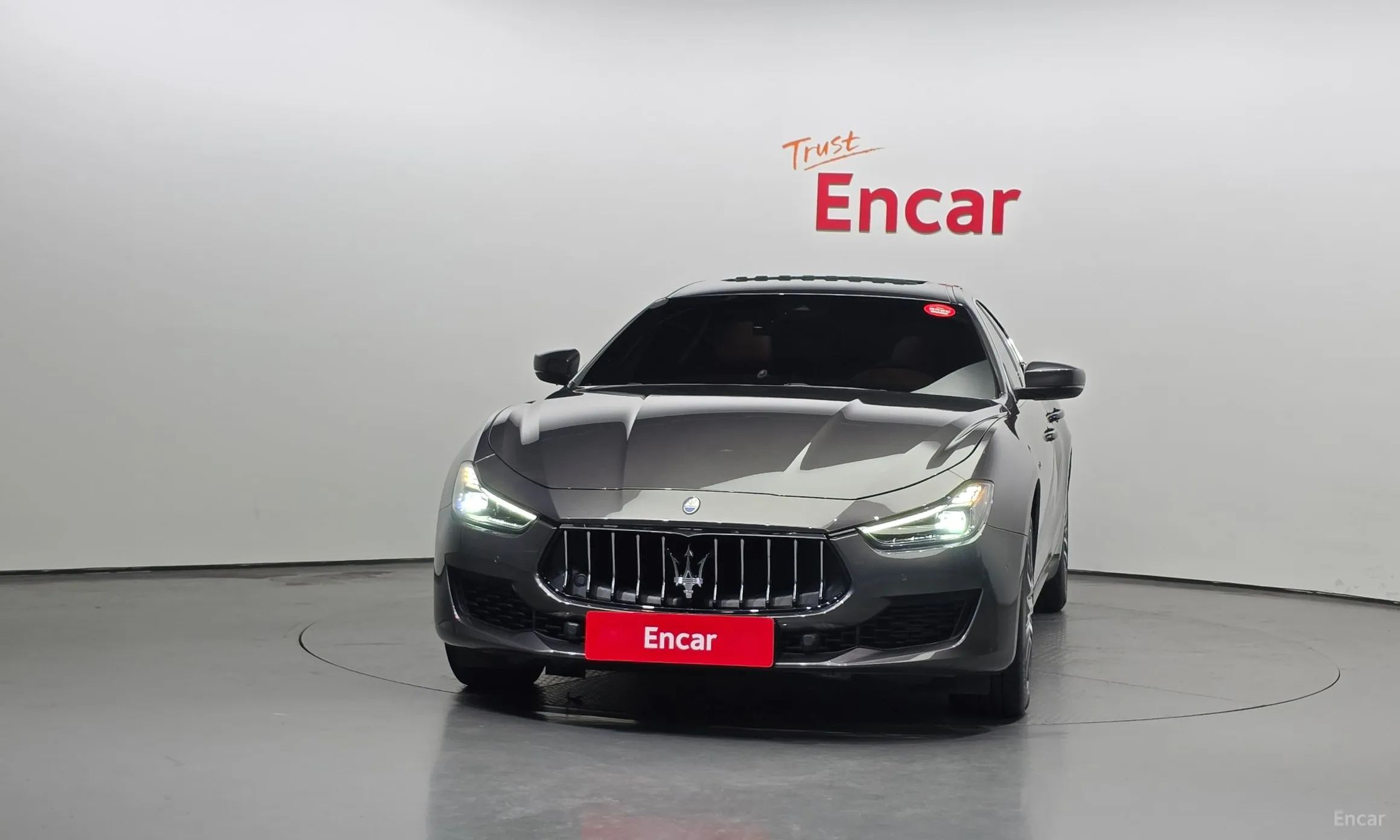 Maserati Ghibli превью 3