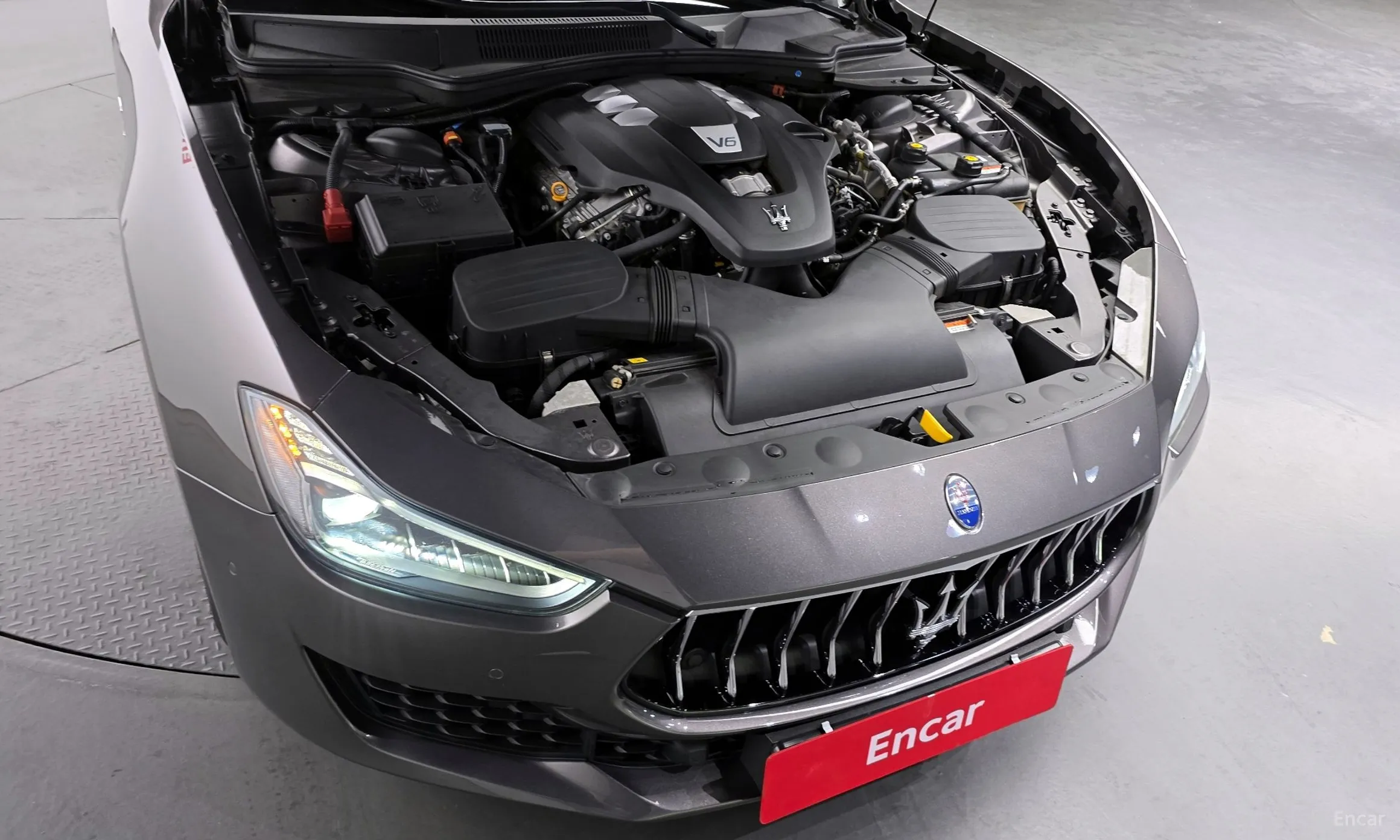 Maserati Ghibli превью 6
