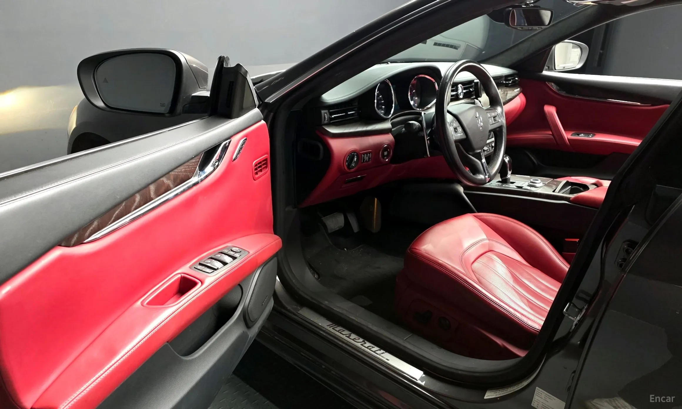 Maserati Quattroporte превью 10