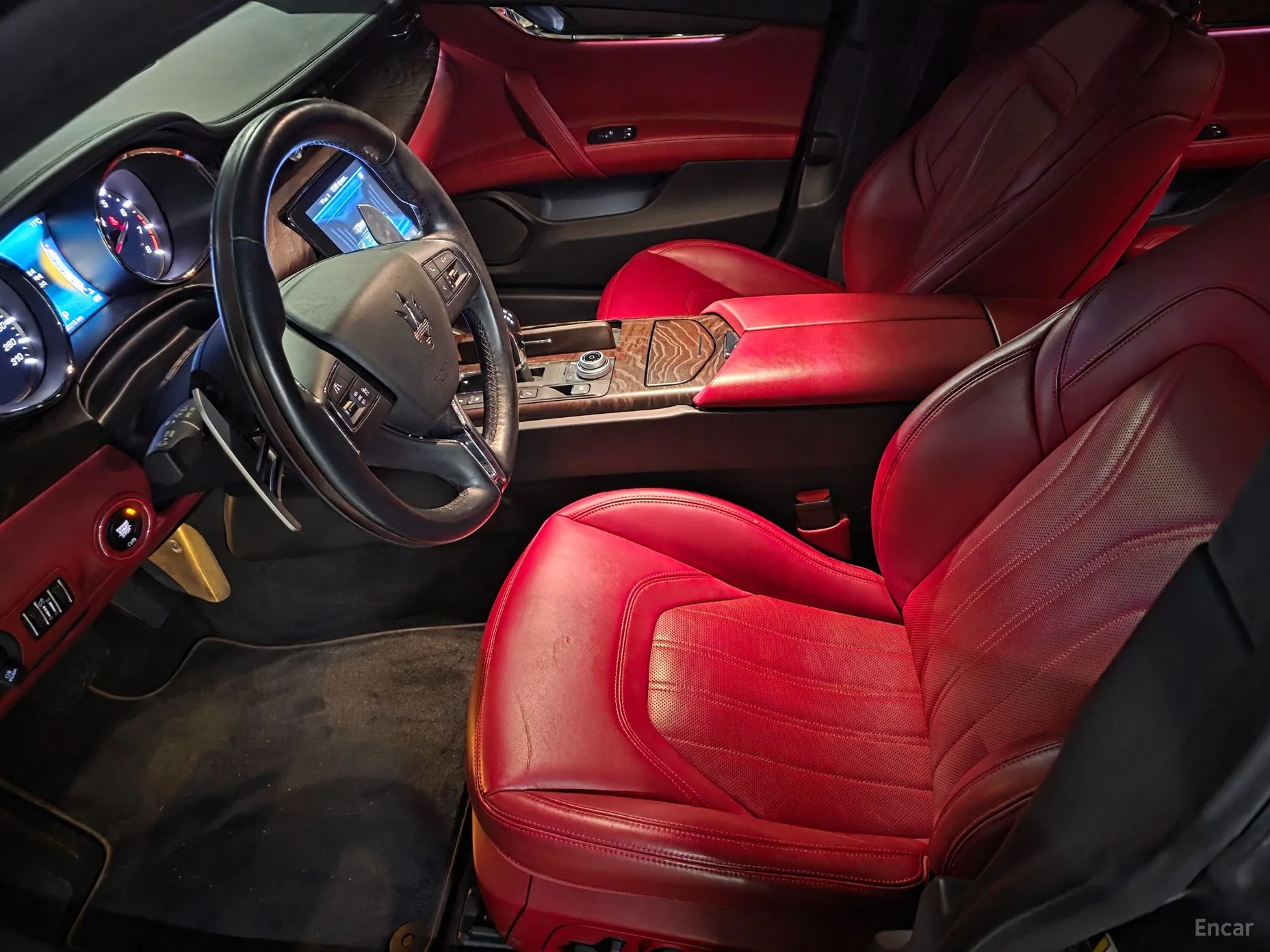 Maserati Quattroporte превью 11