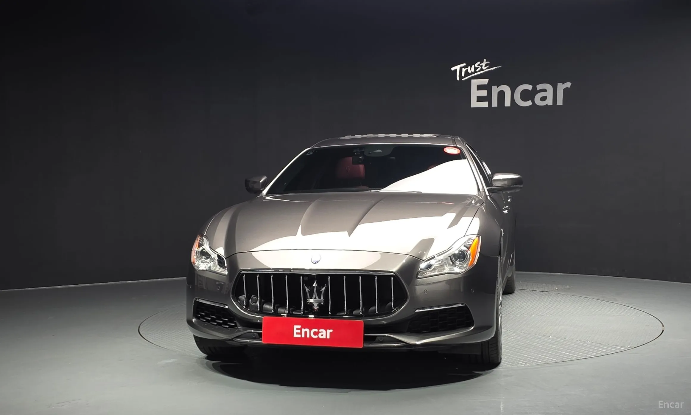 Maserati Quattroporte превью 3