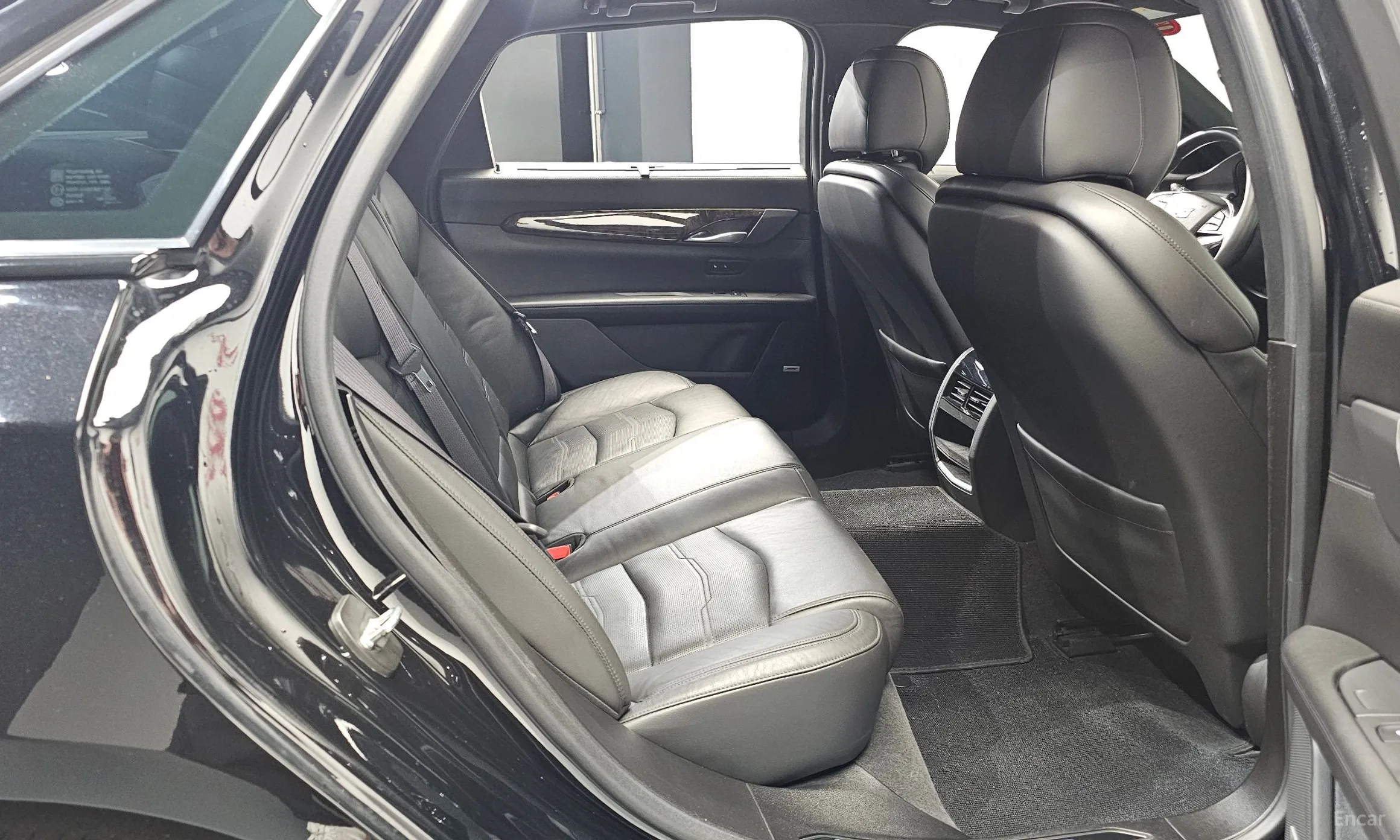 Cadillac CT6 превью 12