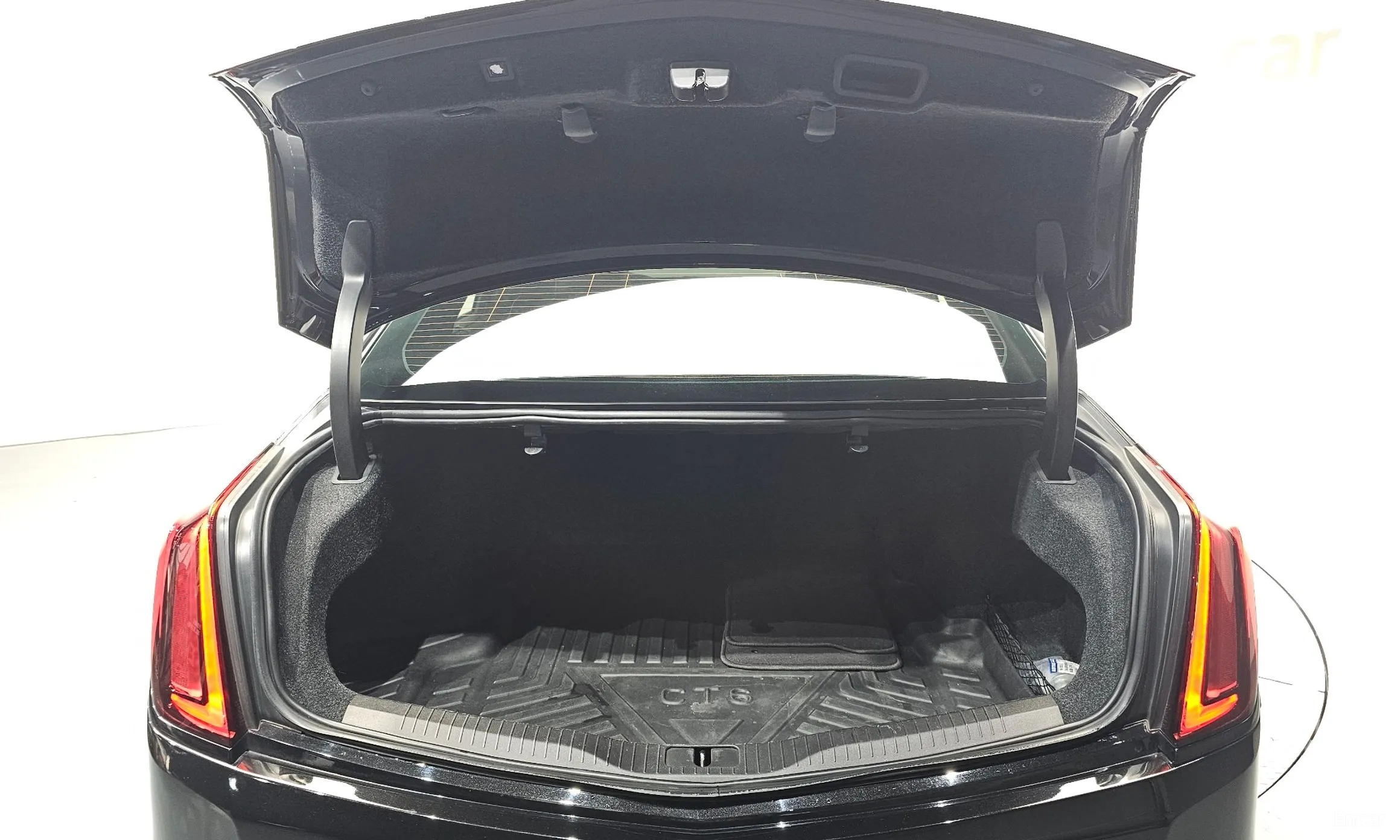Cadillac CT6 превью 20