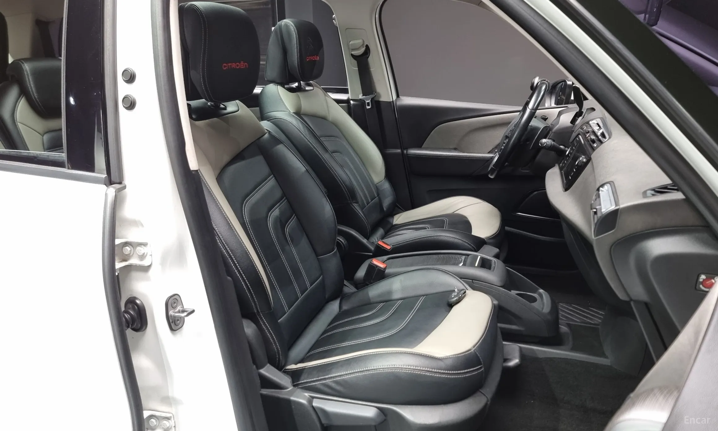 Citroën/DS Grand C4 Picasso превью 10