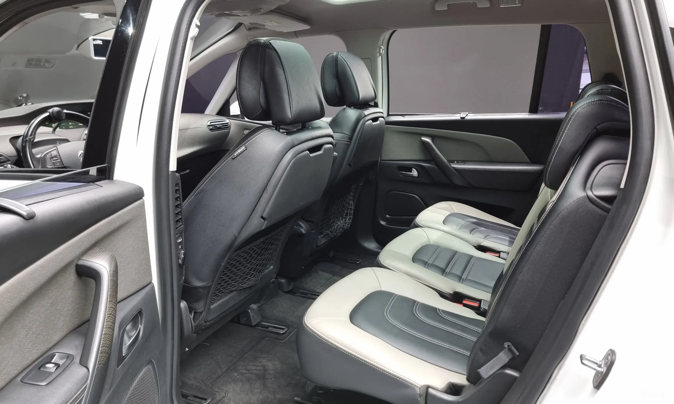 Citroën/DS Grand C4 Picasso превью 12